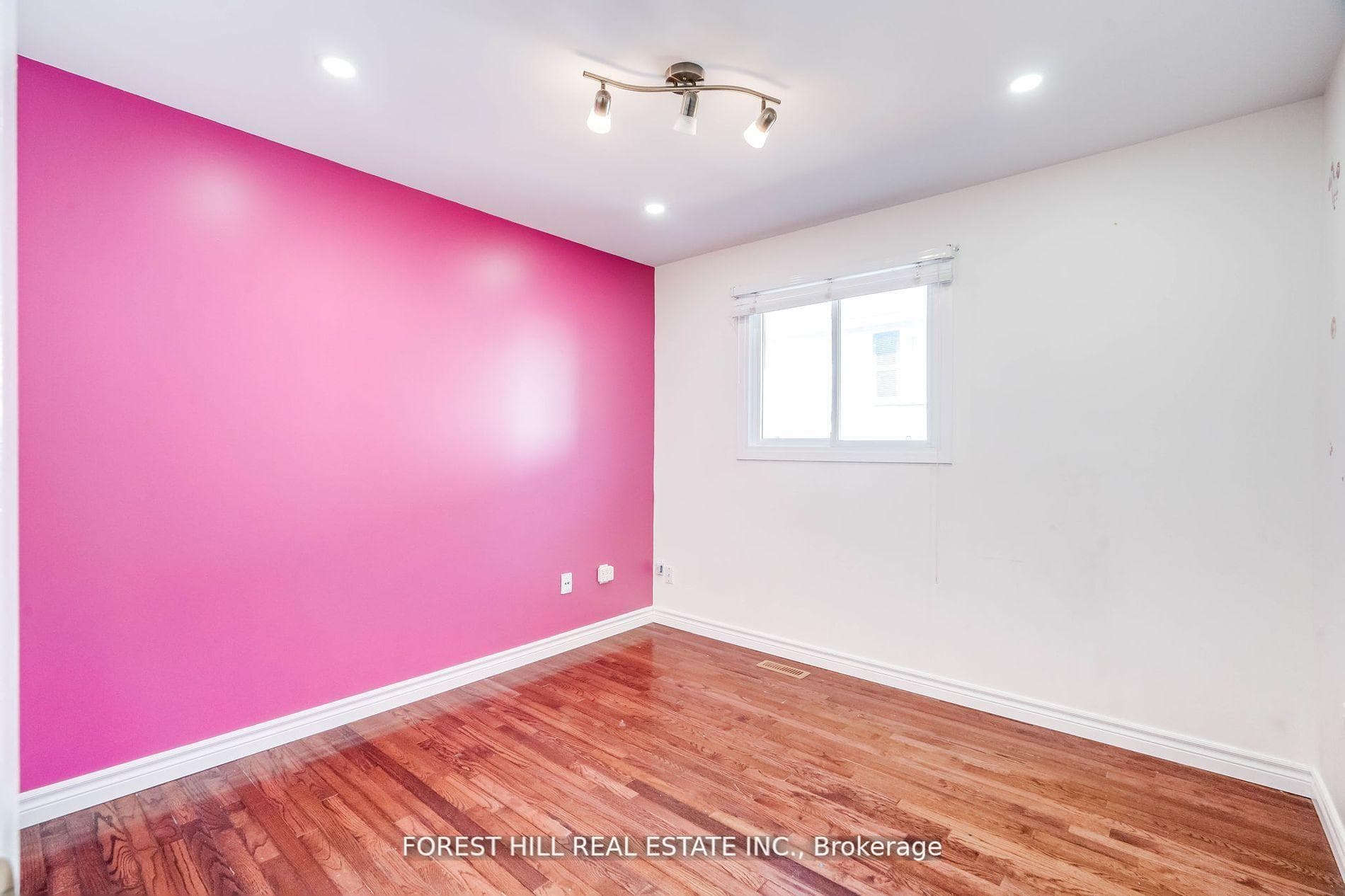 2160 Fairchild Boulevard photo 23