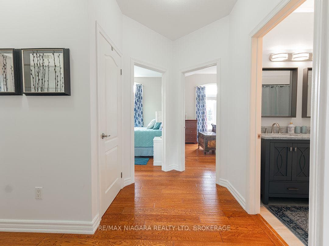 11004 Lakeshore Road photo 24