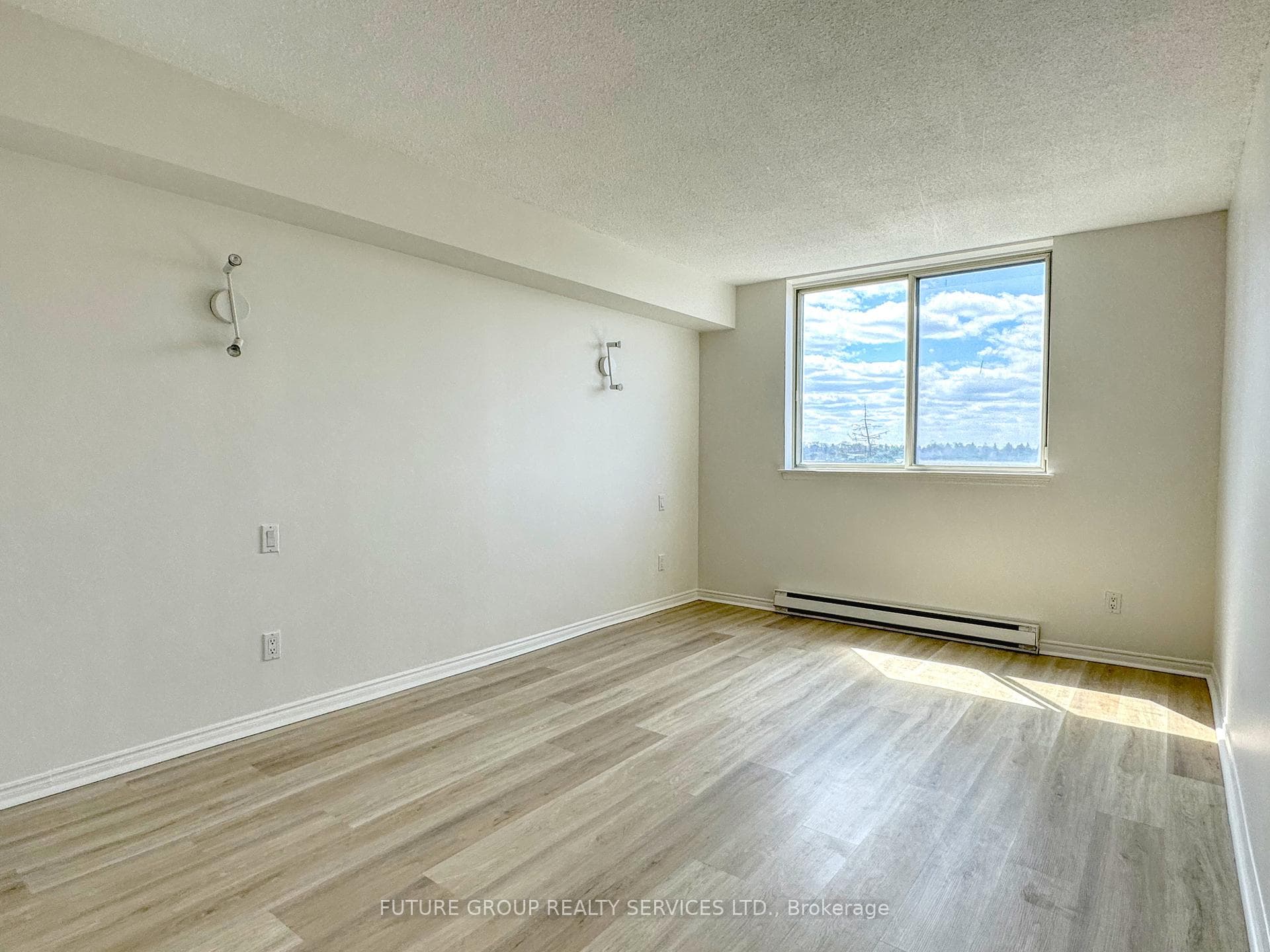 160 Alton Towers Circle Unit 504 photo 27