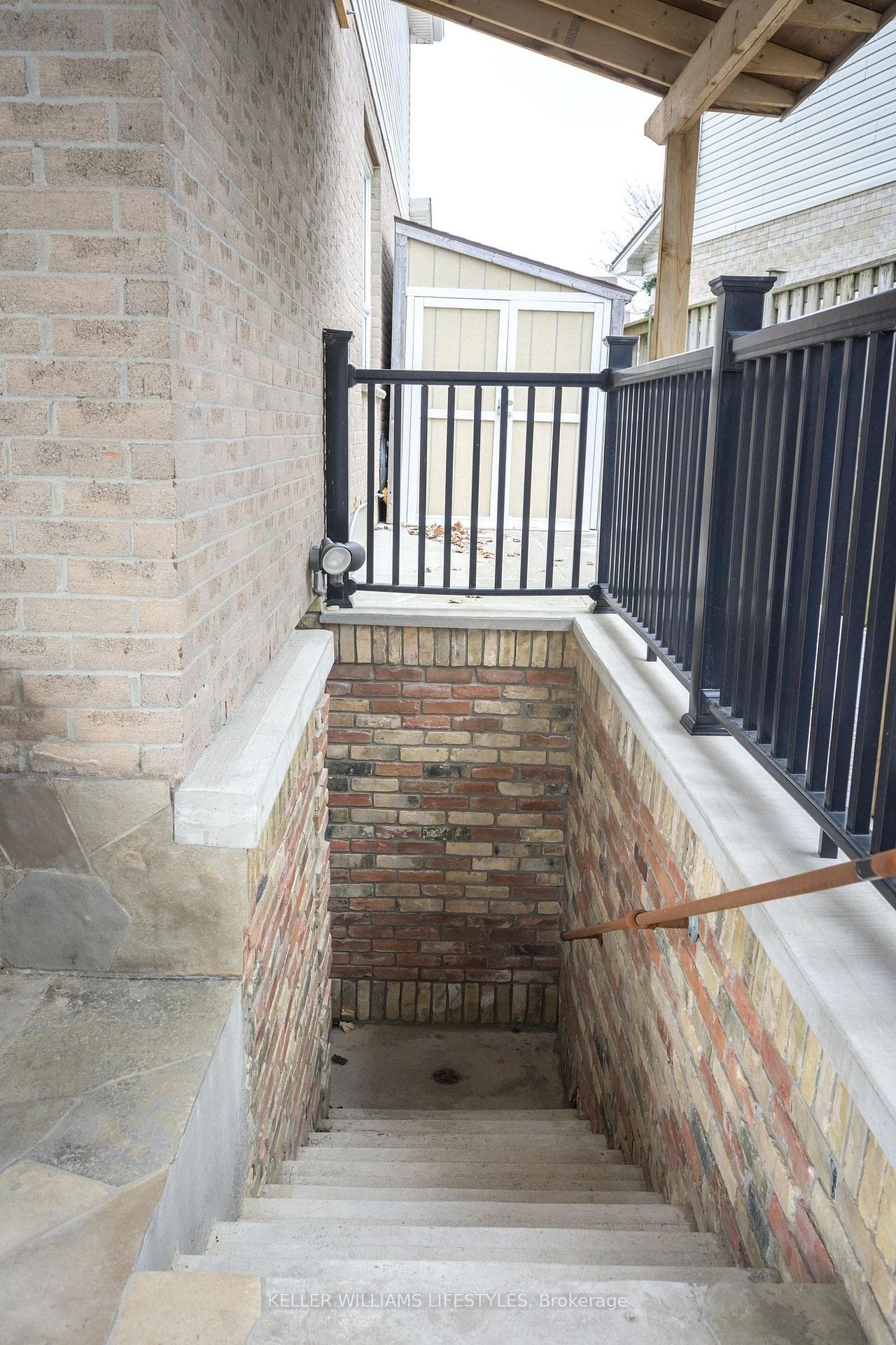 526 Cuthbert Circle photo 31