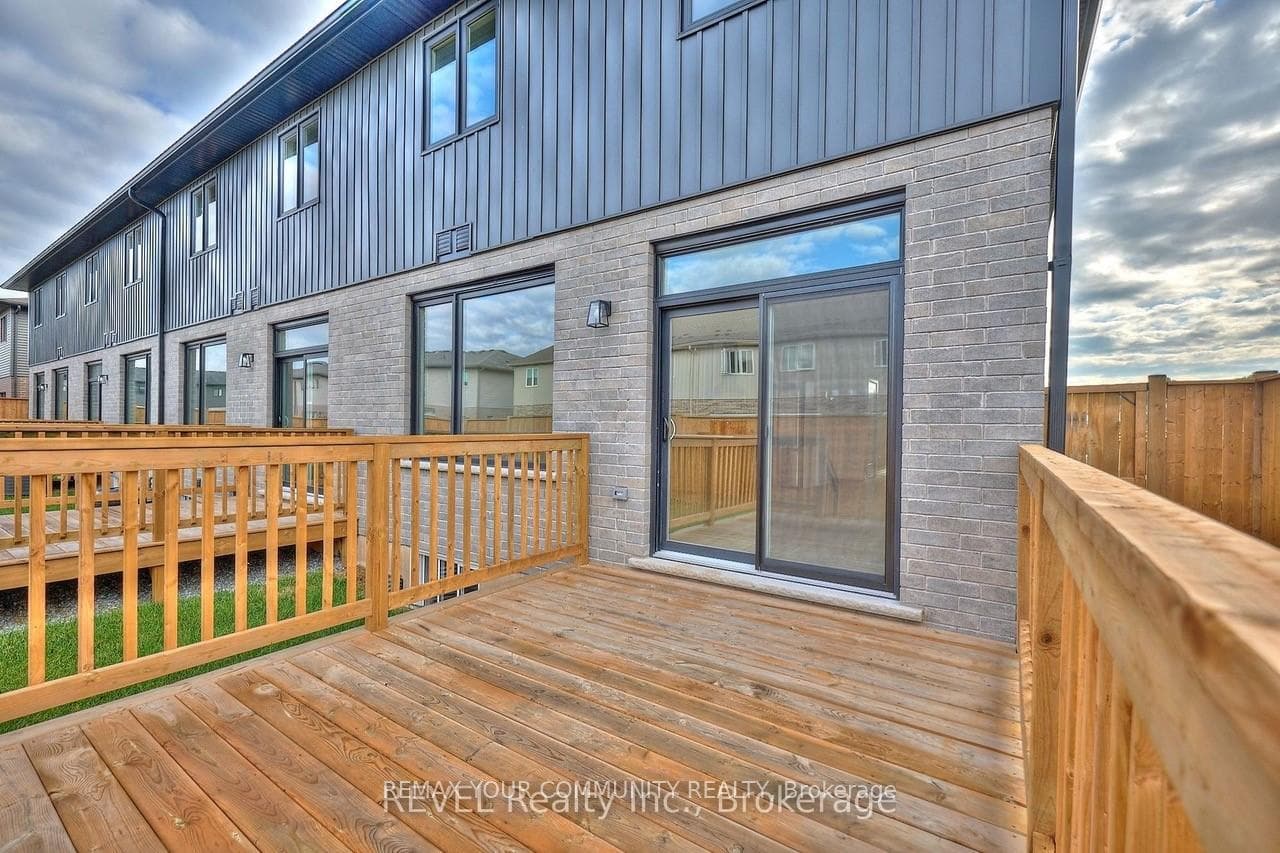 7453 Matteo Drive photo 39