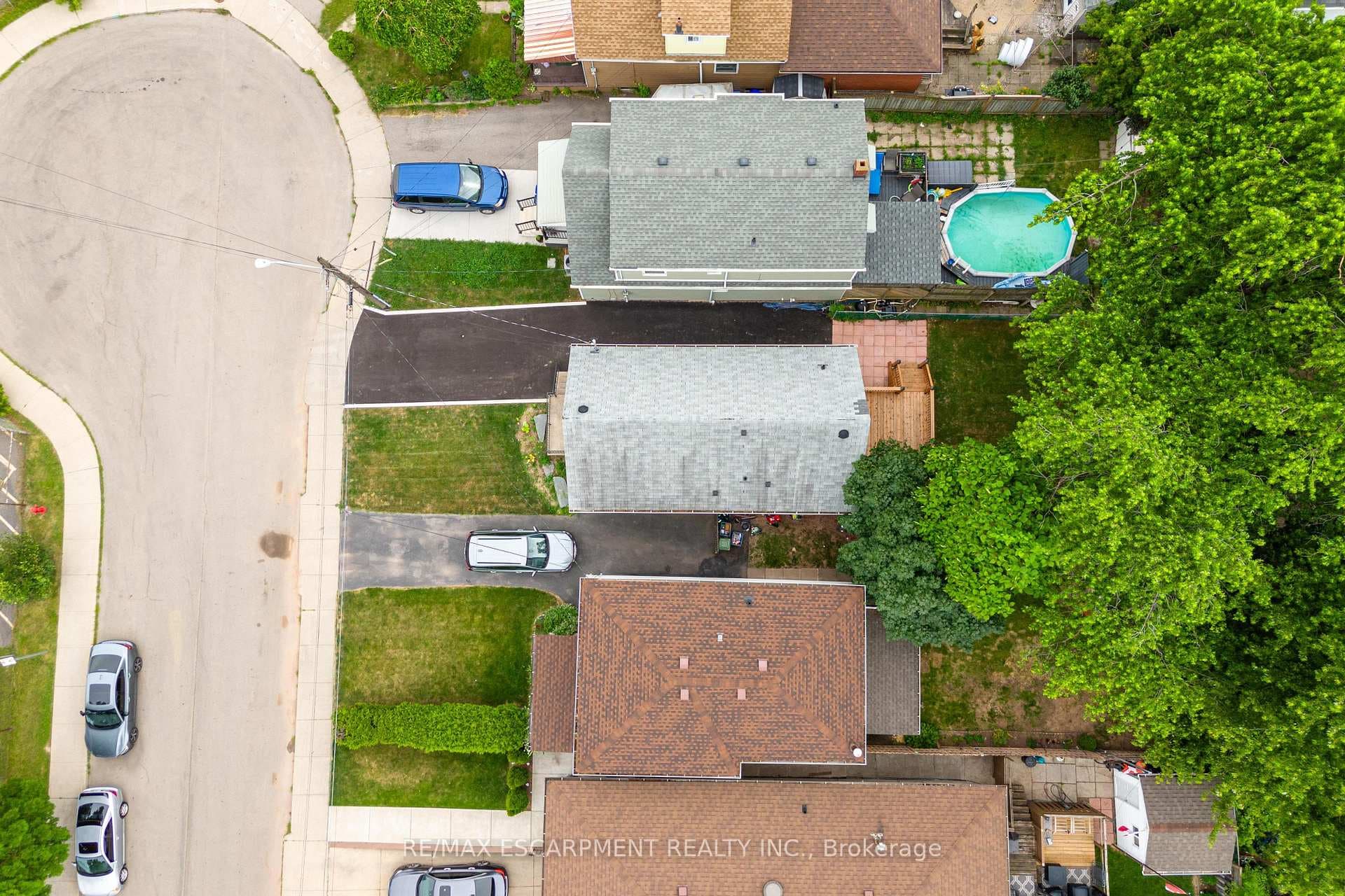 163 Glennie Avenue photo 8