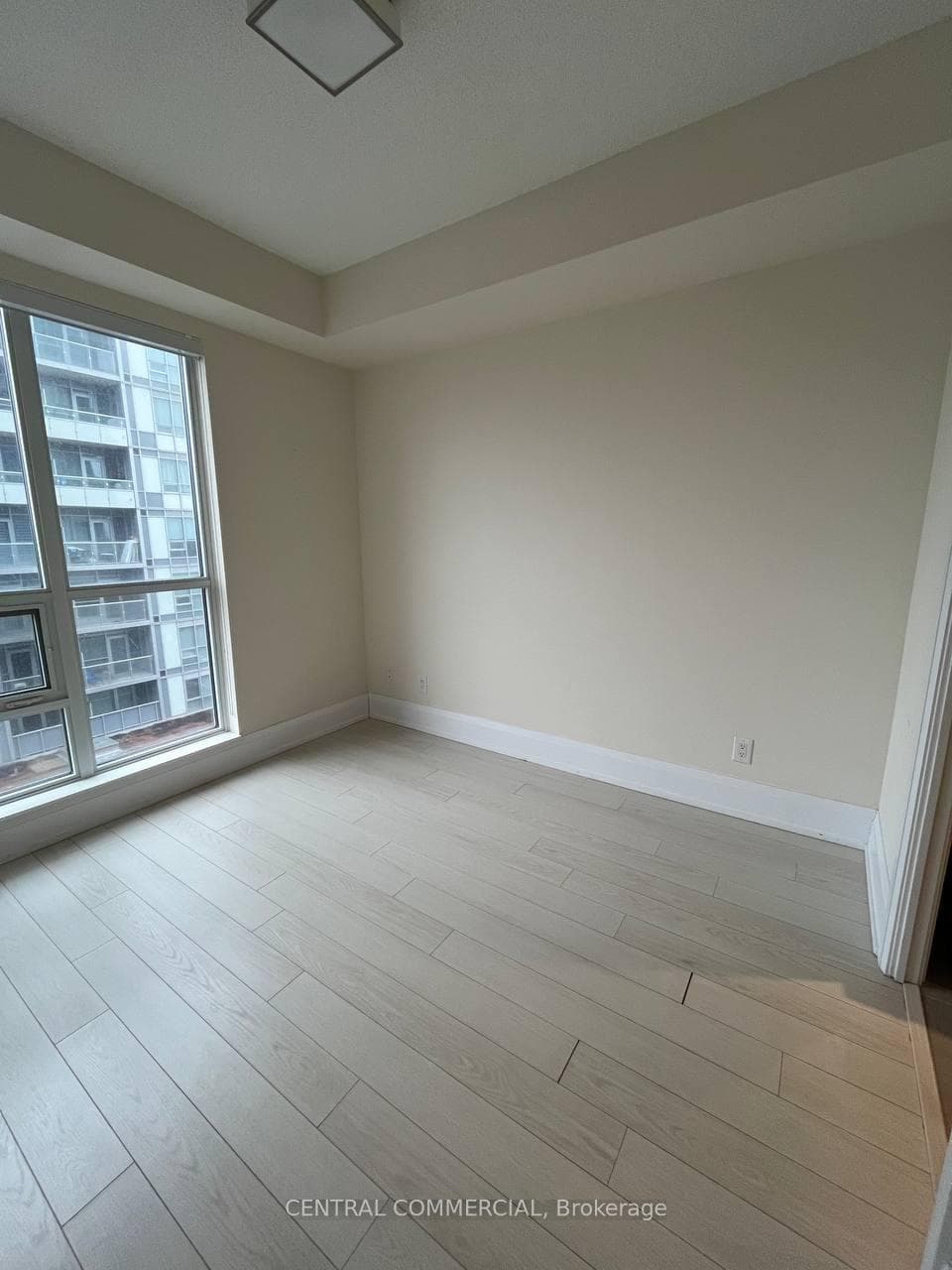 120 Harrison Garden Boulevard Unit 1212 photo 18
