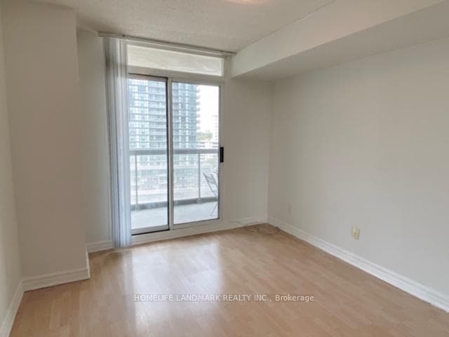 28 Empress Avenue Unit 1617 photo 11