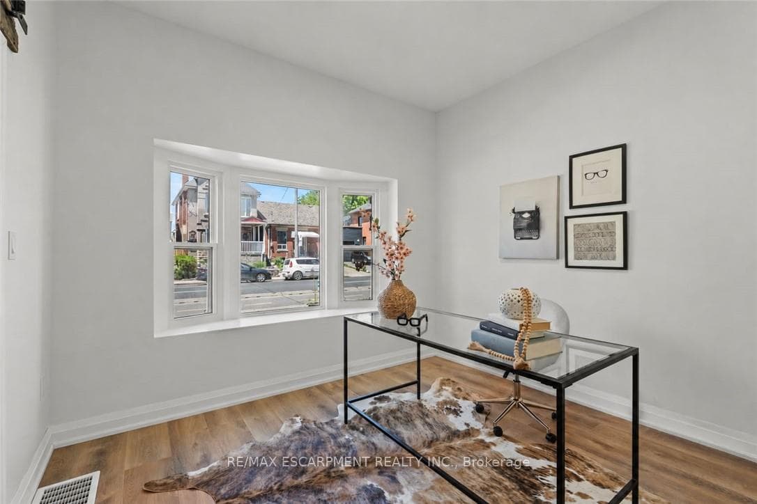 192 VICTORIA Avenue photo 8