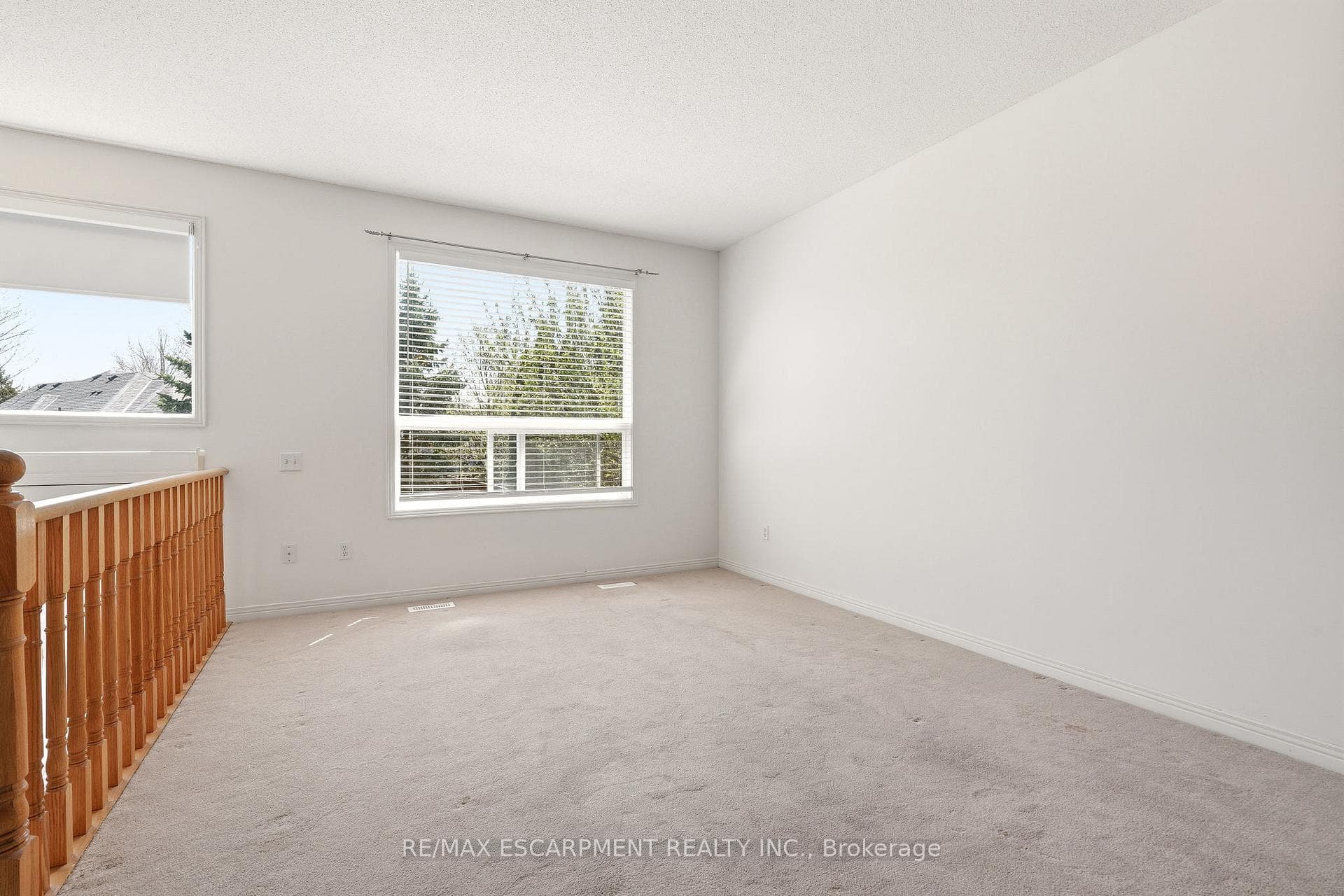4400 MILLCROFT PARK Drive Unit 40 photo 9