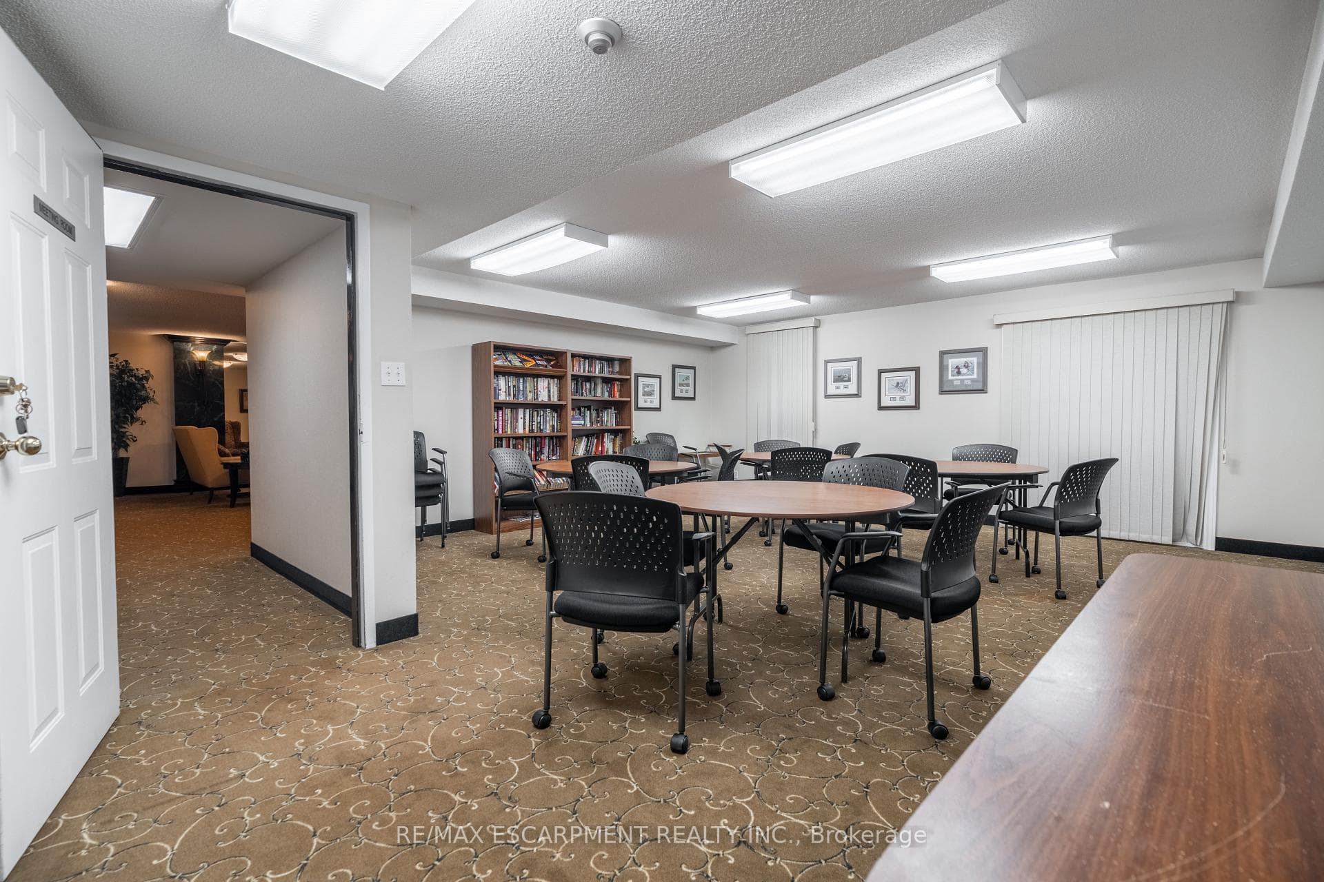 970 Golf Links Road Unit 306 photo 4
