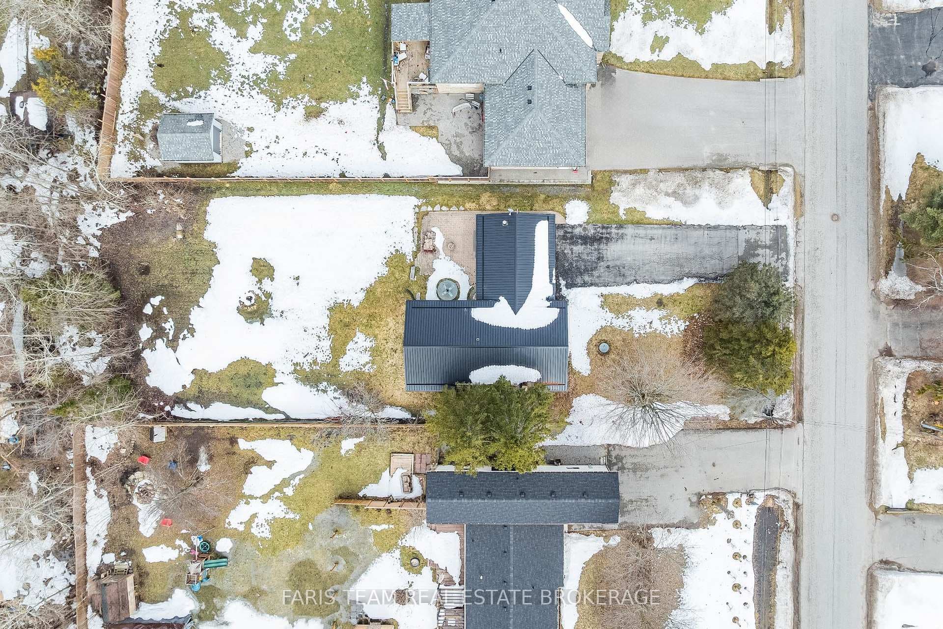 2200 Richard Street photo 45