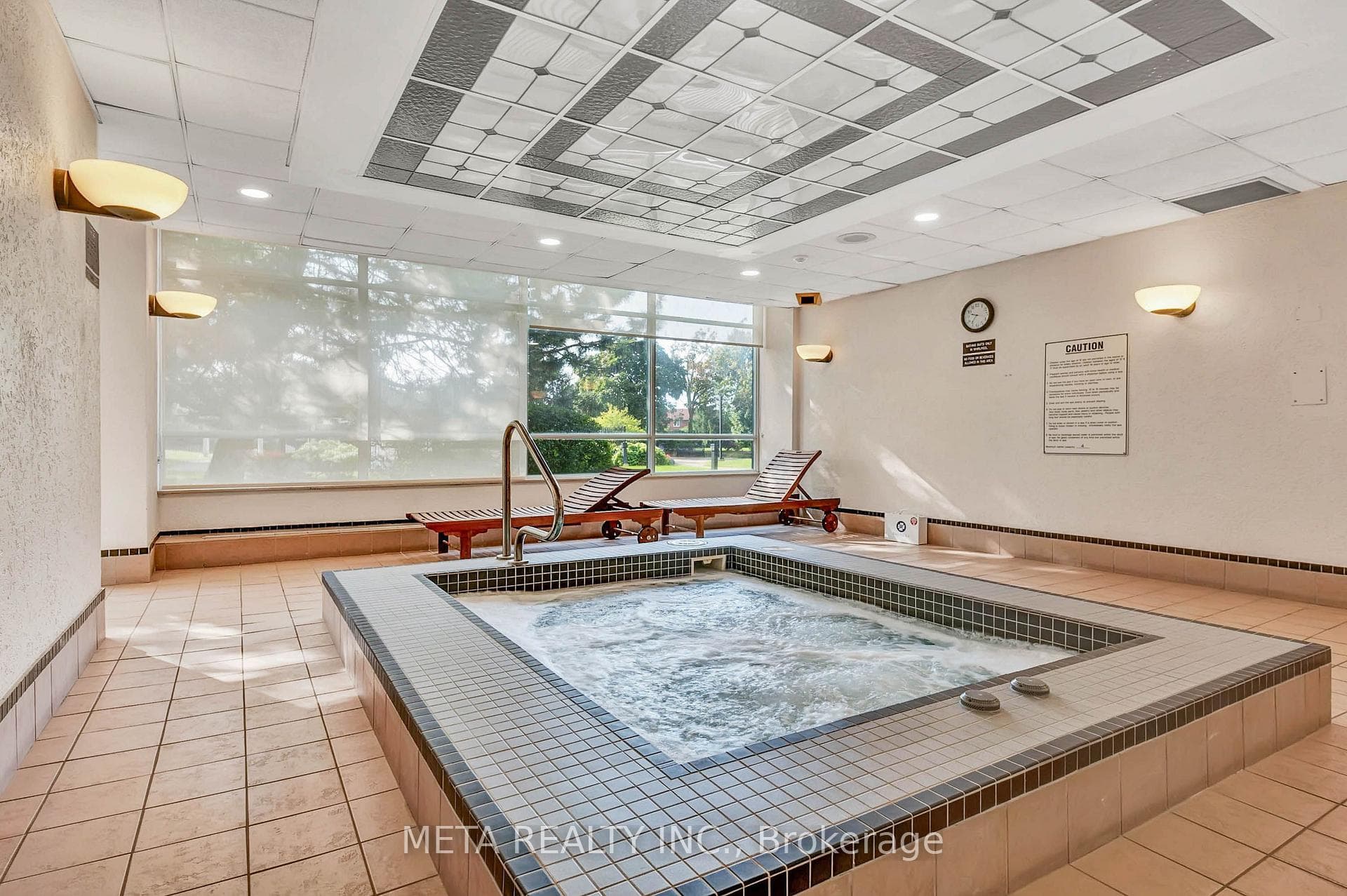 Hot tub