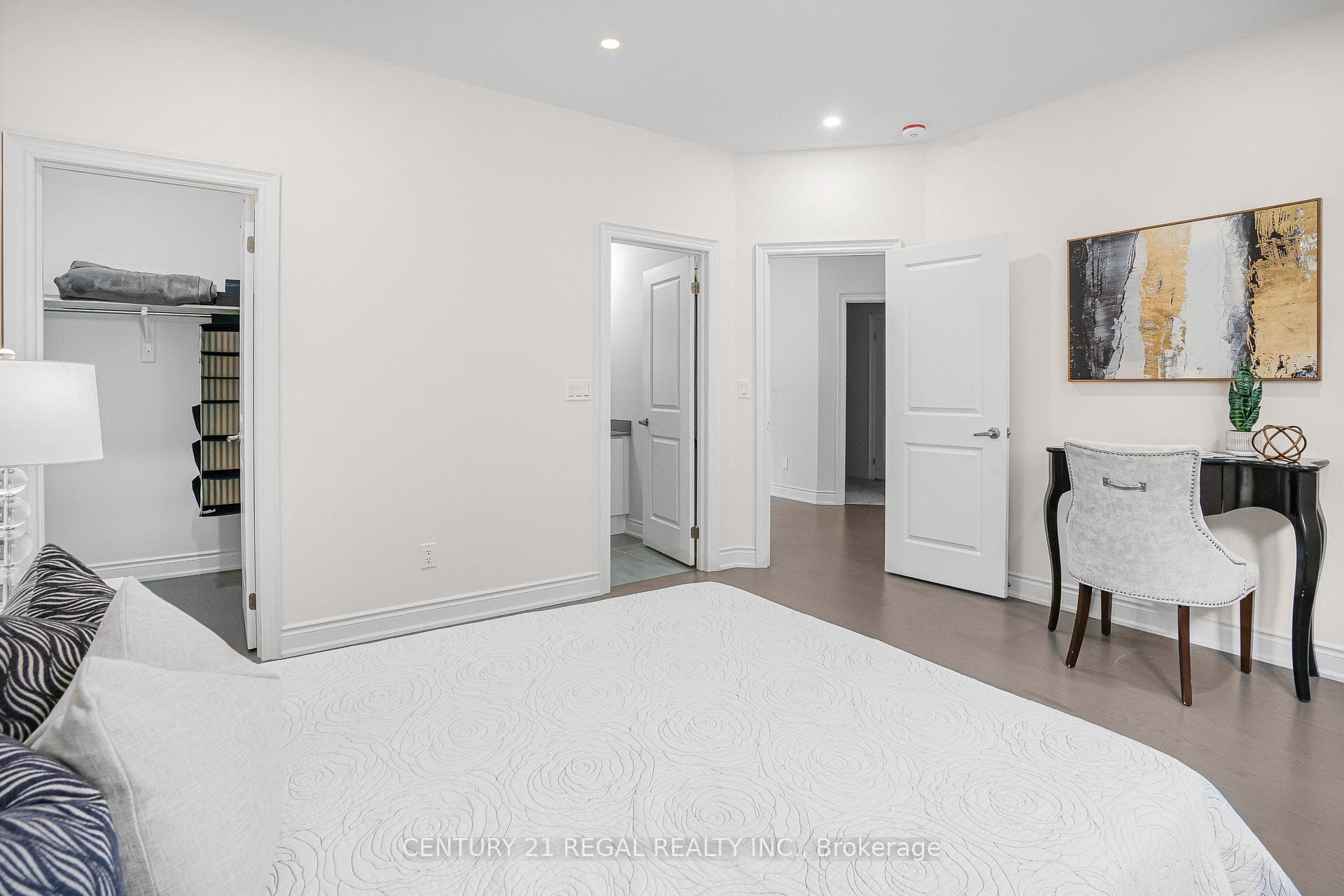 15 Ballanview Court photo 29