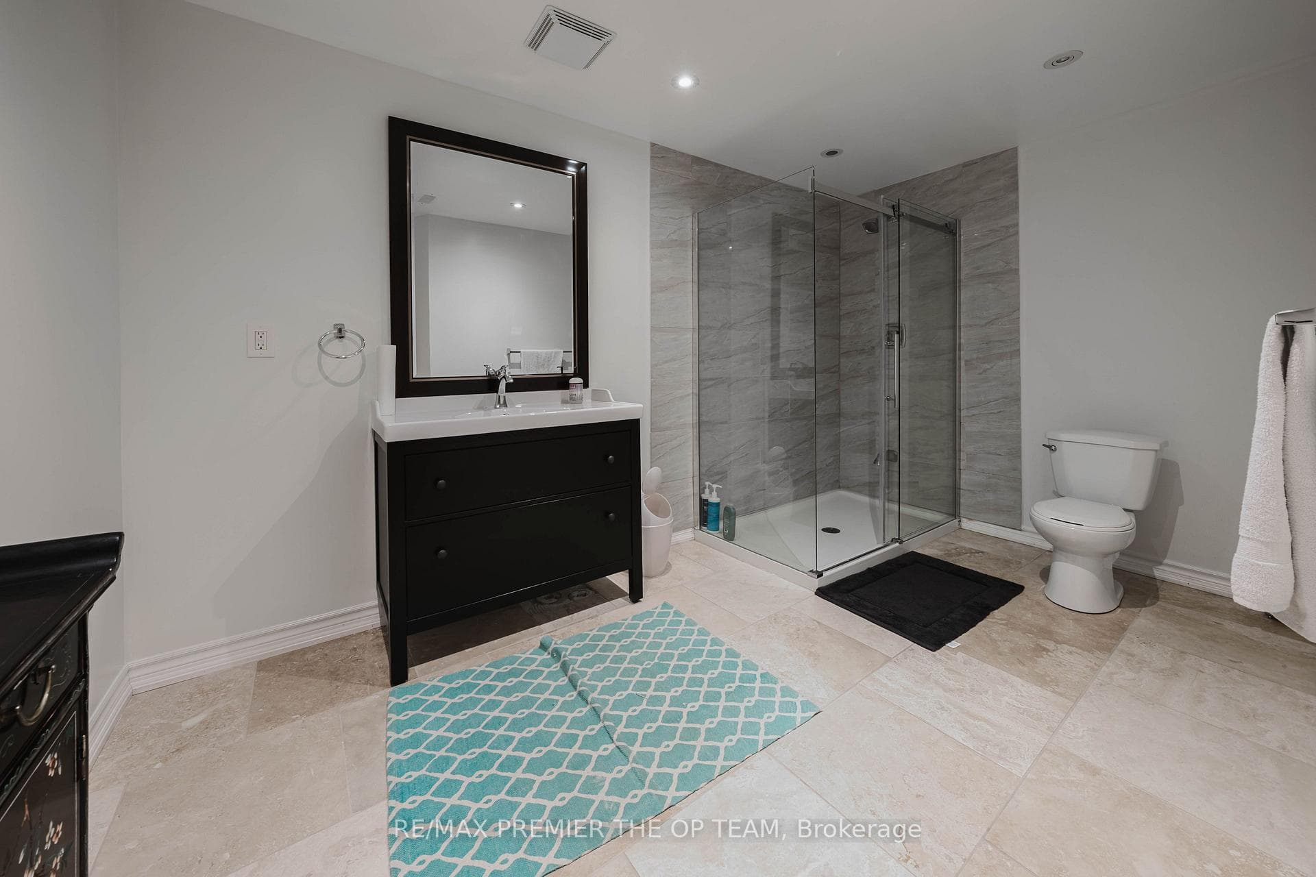 56 Park Ridge Drive Unit Full photo 35
