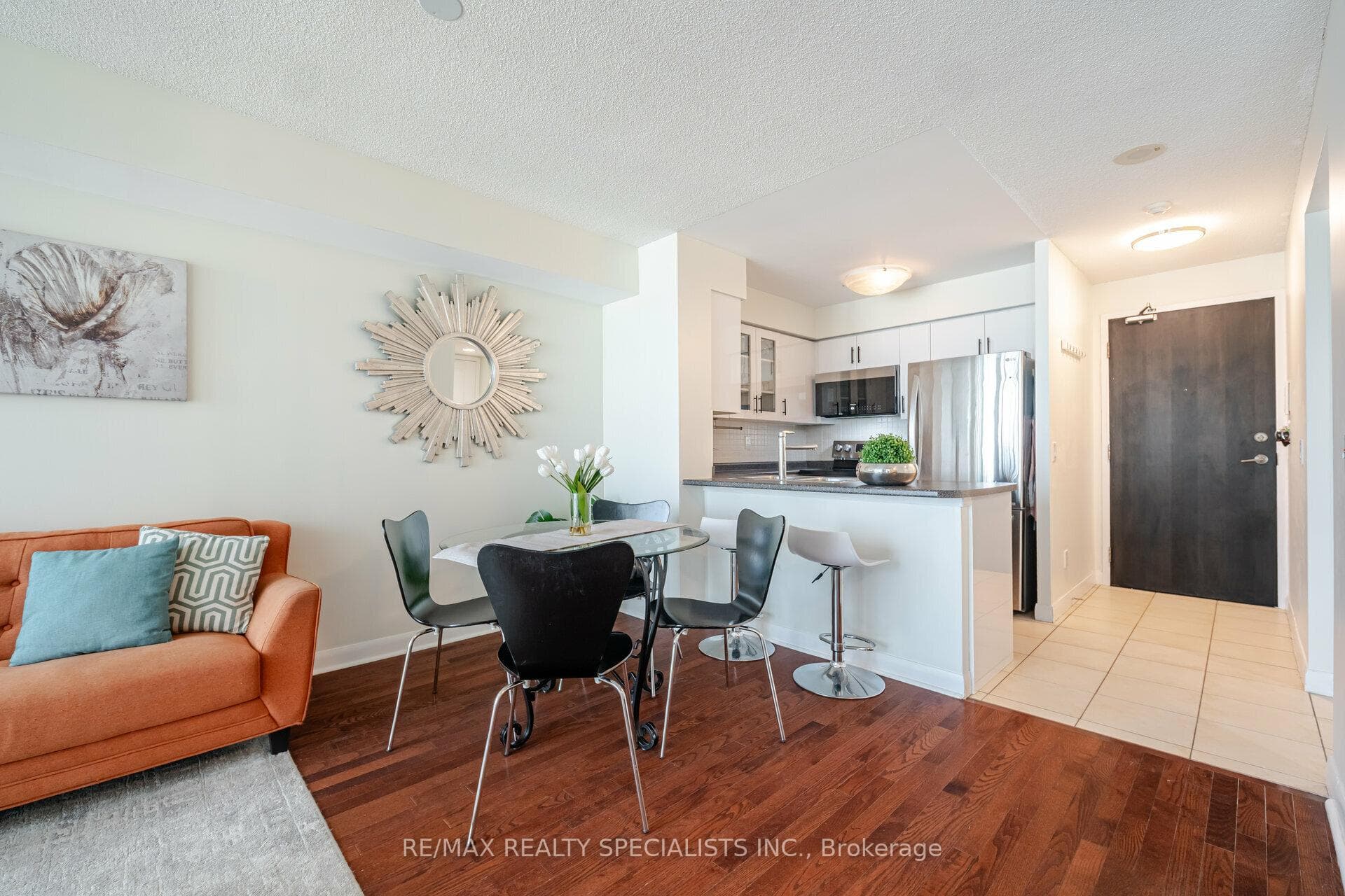 235 Sherway Gardens Road Unit 1609 photo 10