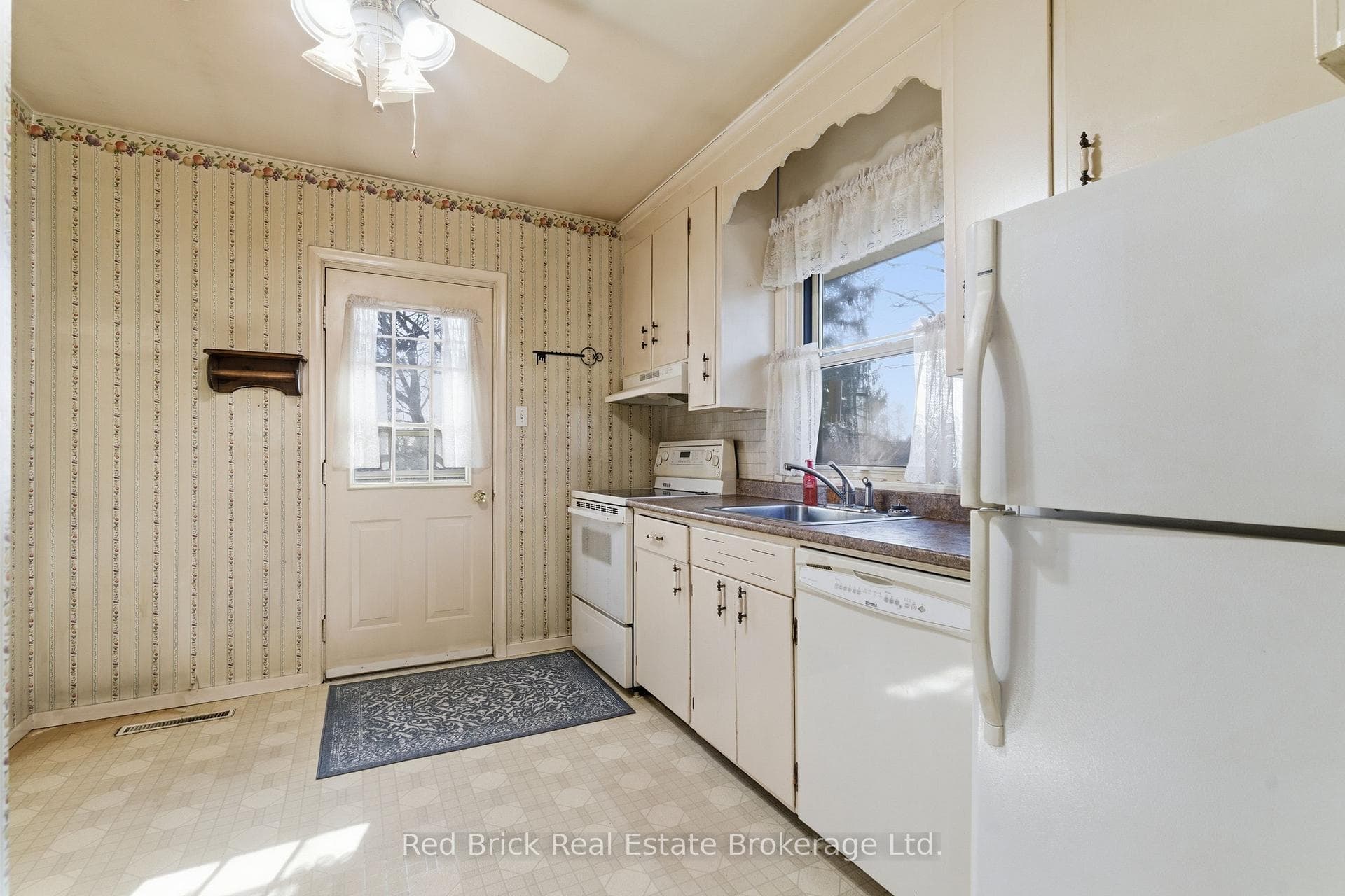 38 Dumbarton Street photo 13