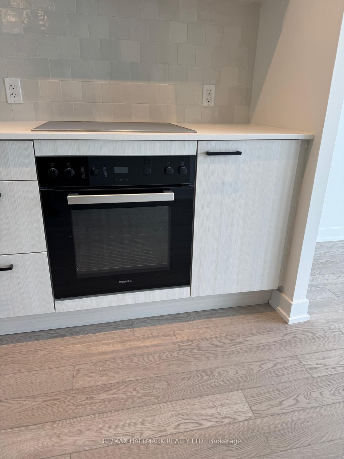 1 Quarrington Lane Unit 3408 photo 18