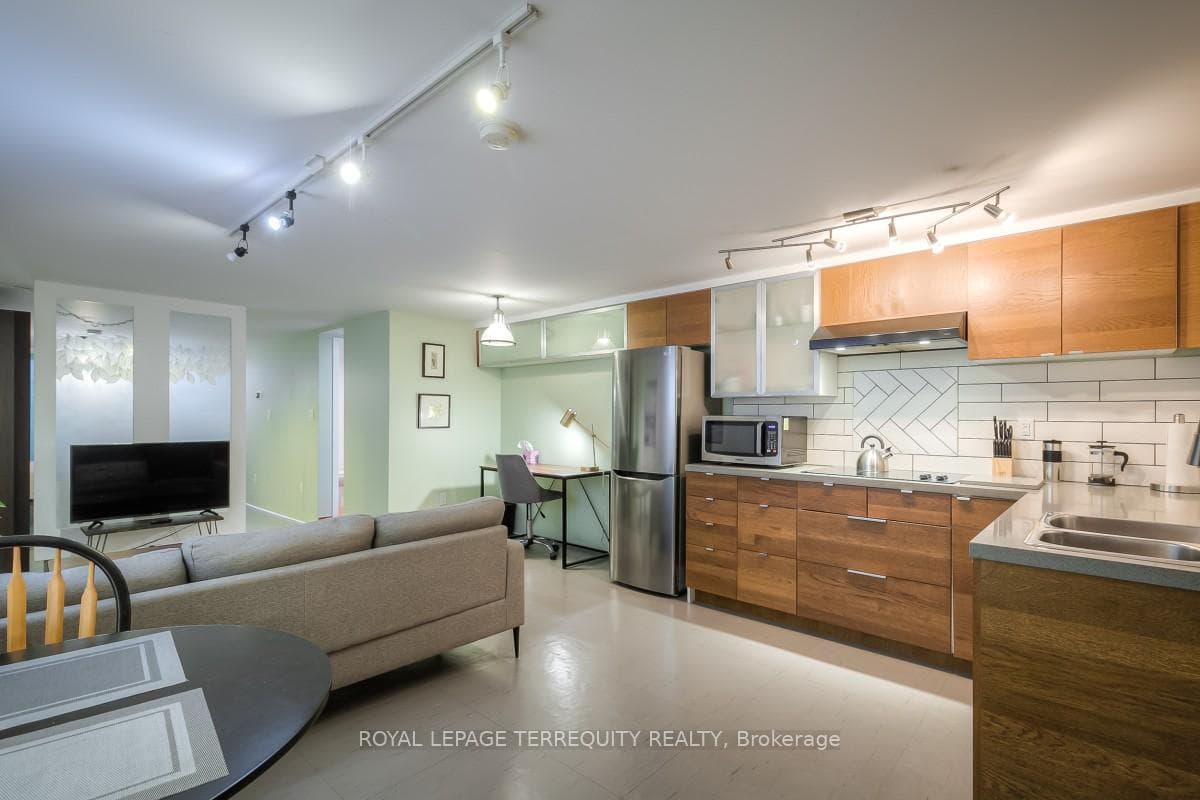 26A Scarlett Road Unit BSMT photo 1