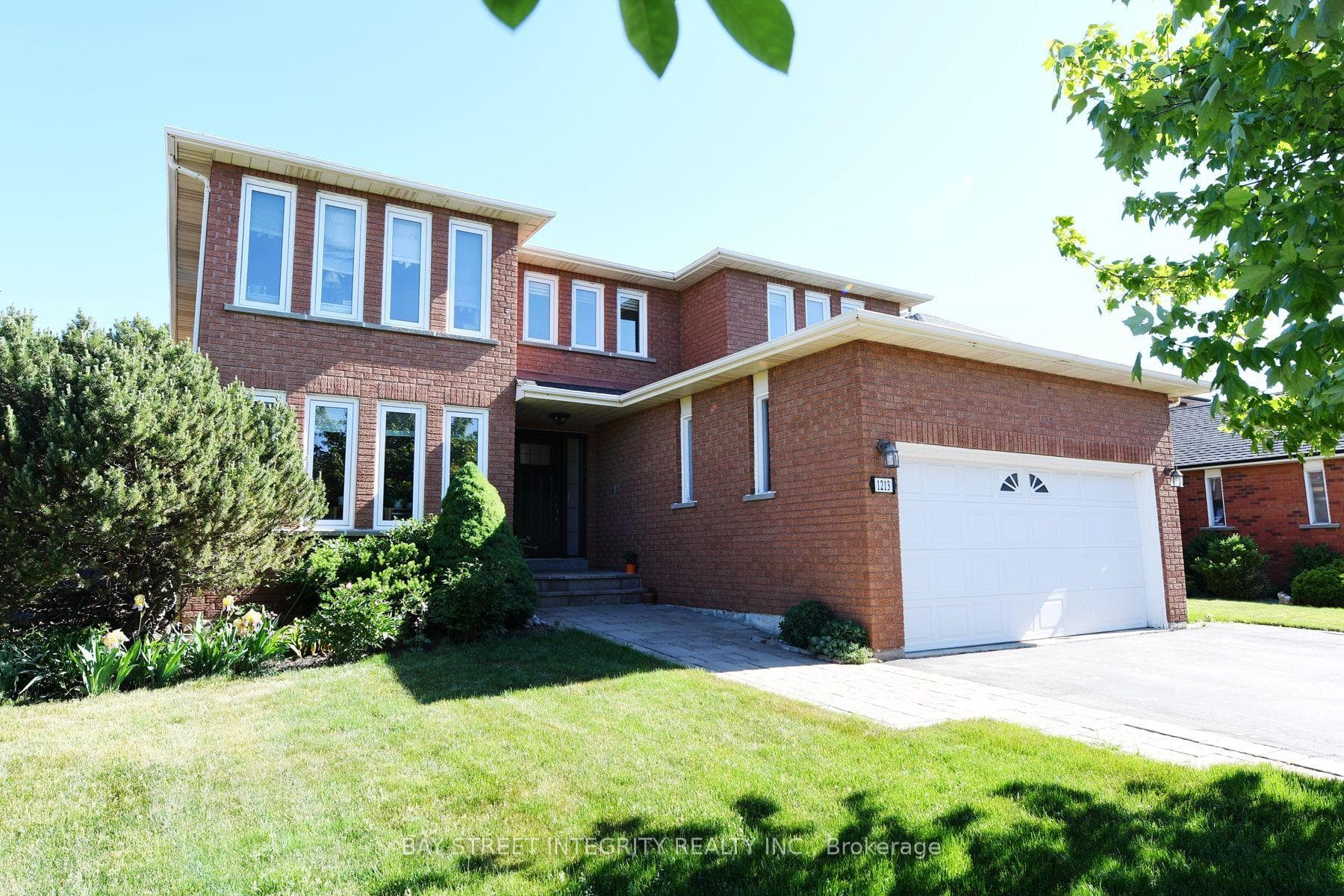 1213 Rosethorne Road photo 3
