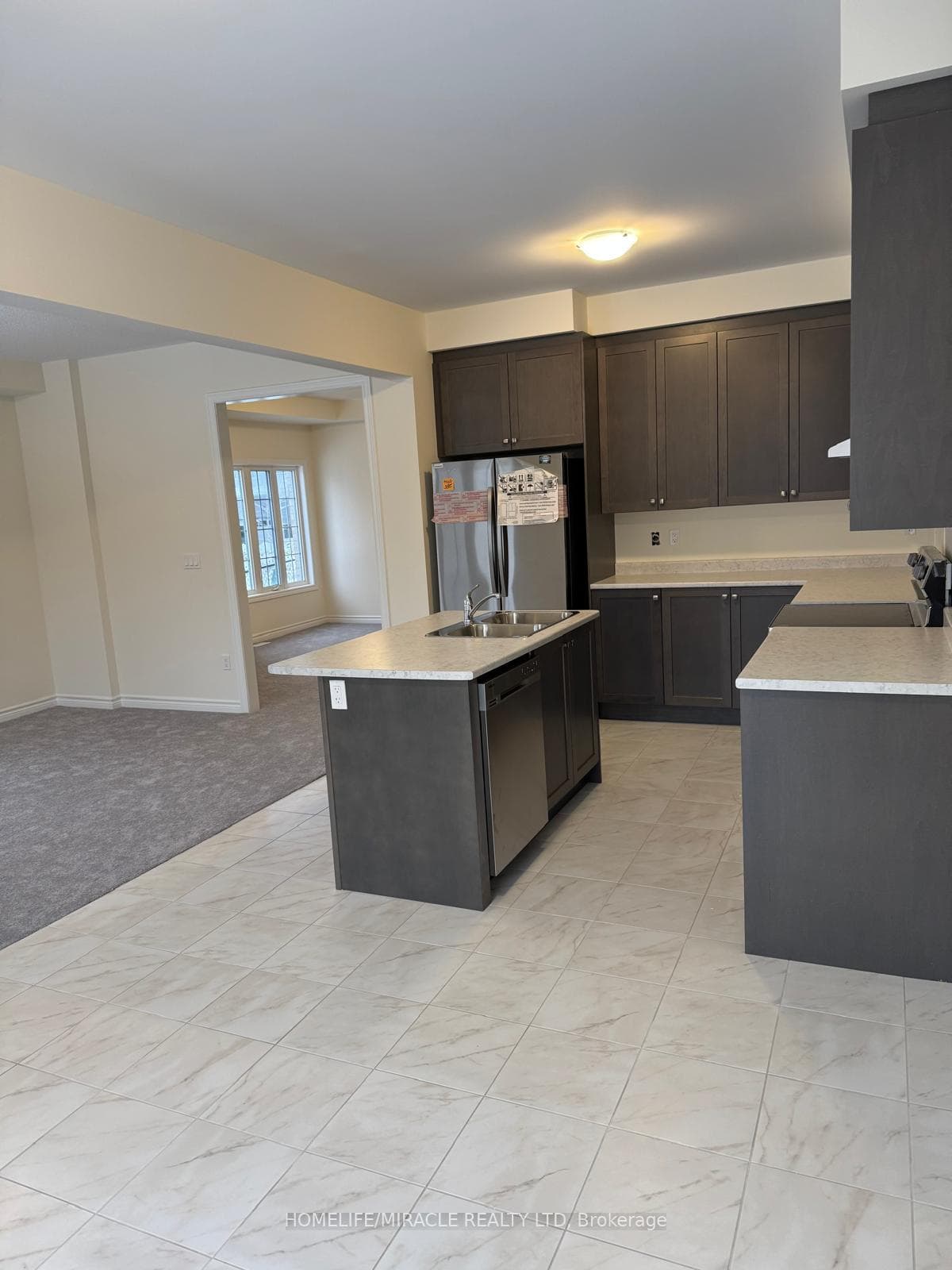 57 North Garden Boulevard photo 4