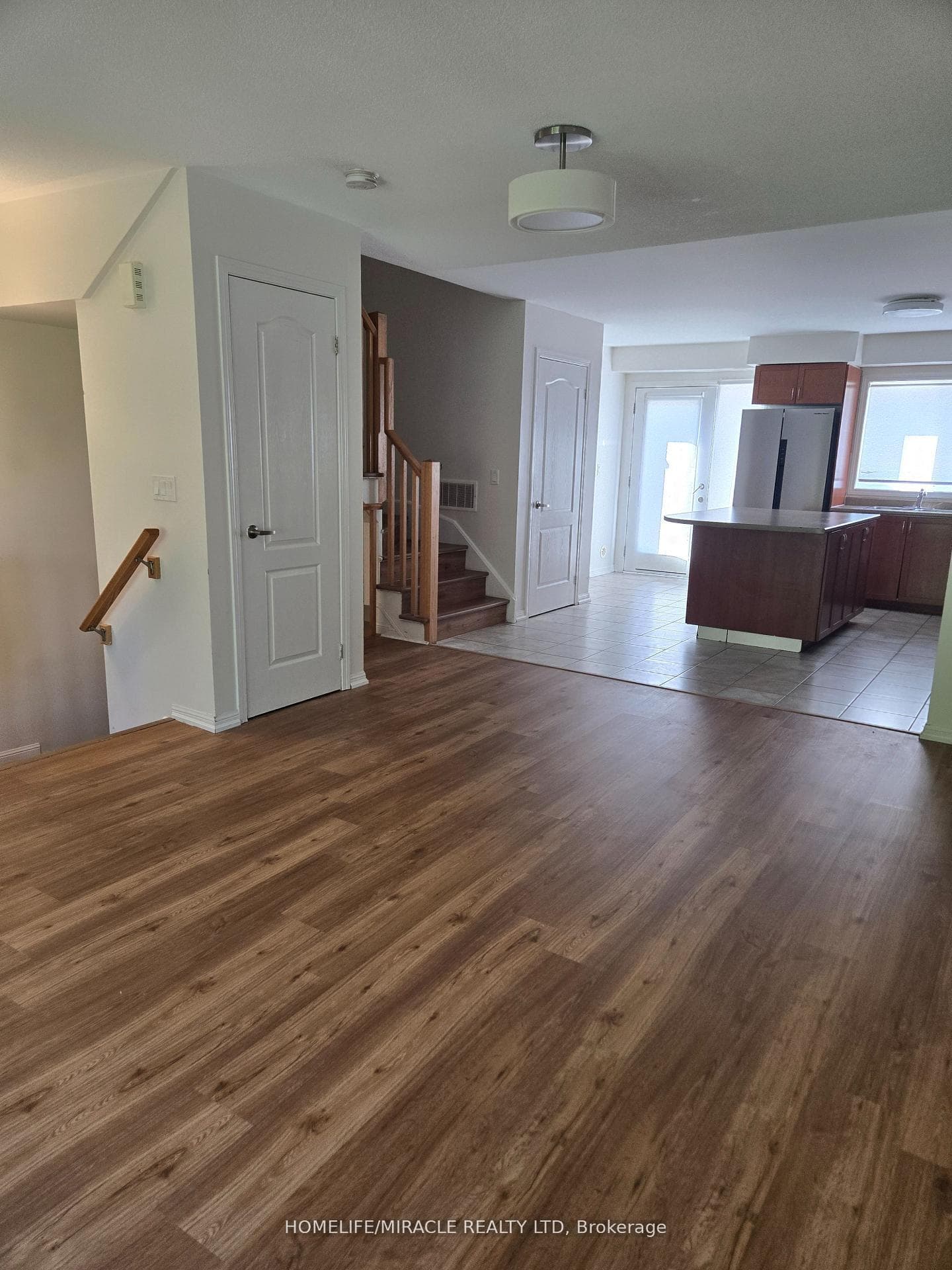3120 Boxford Crescent Unit 5 photo 6