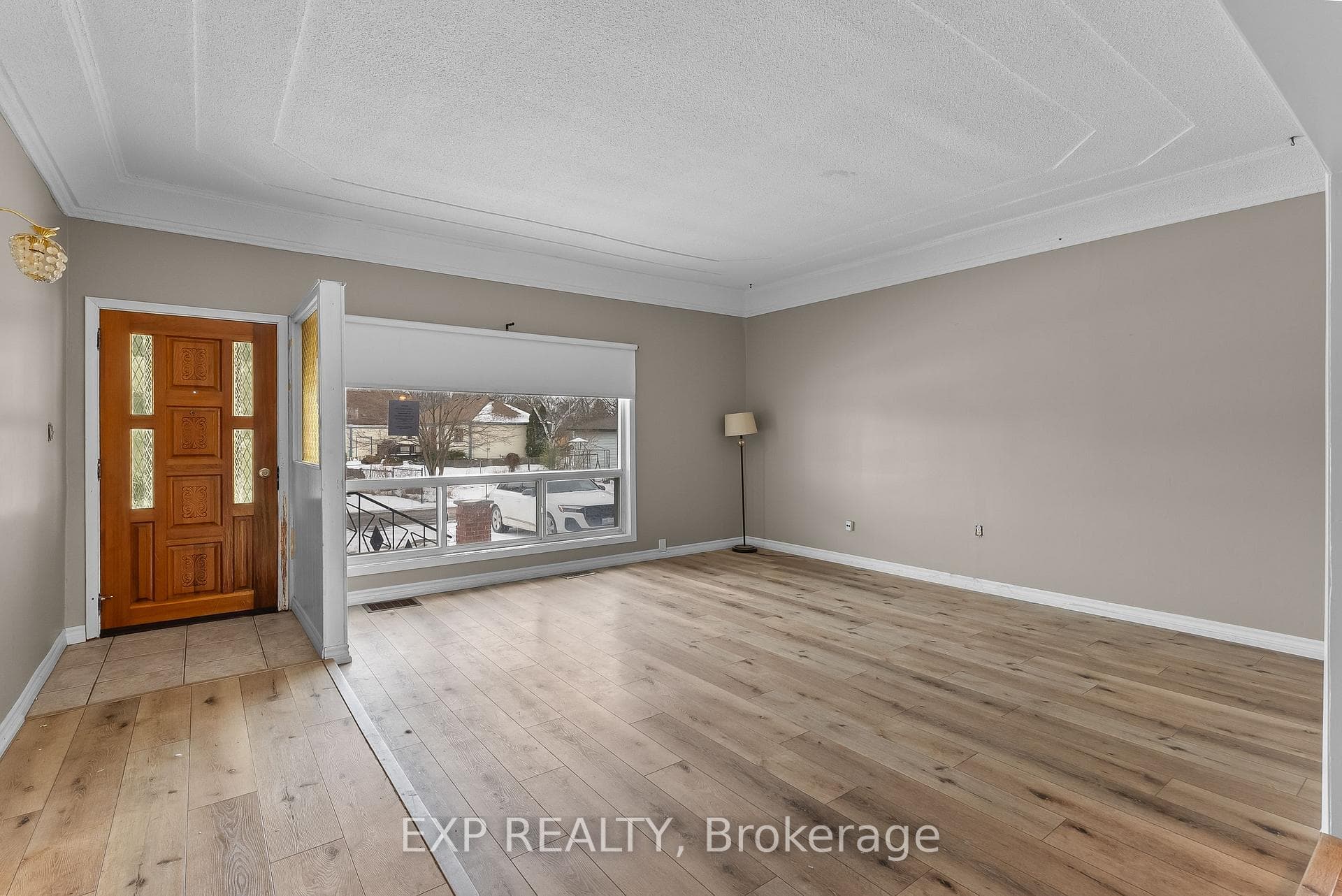 6 Lucerne Place photo 8
