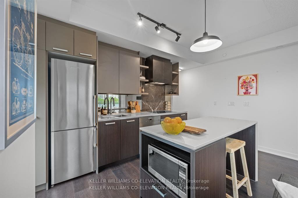 1830 Bloor Street Unit 638 photo 9