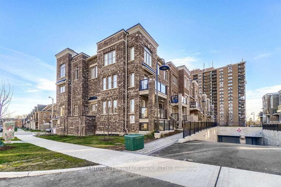 60 Parrotta Drive Unit 267 photo 2