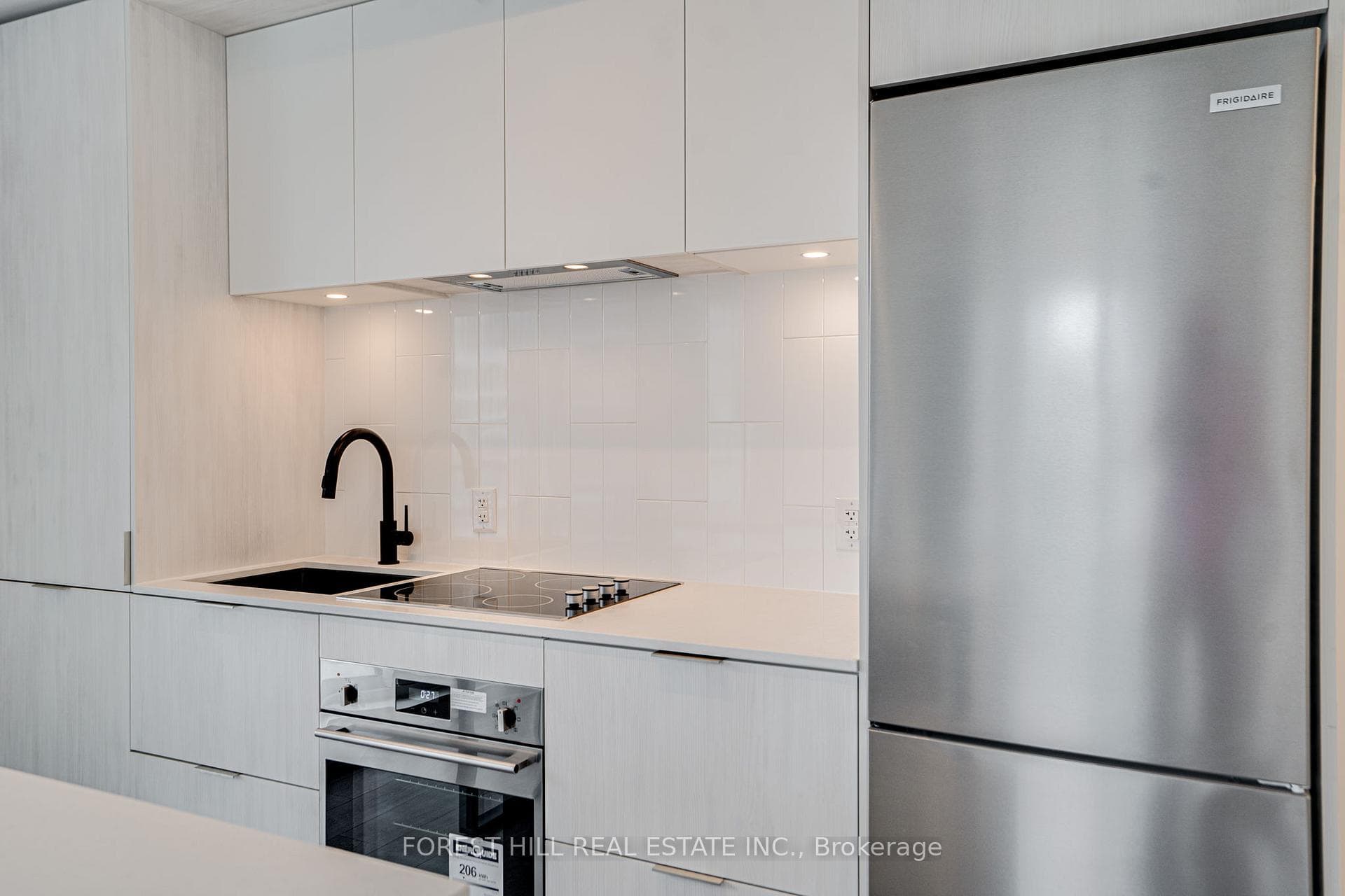 35 Tubman Avenue Unit 519 photo 14