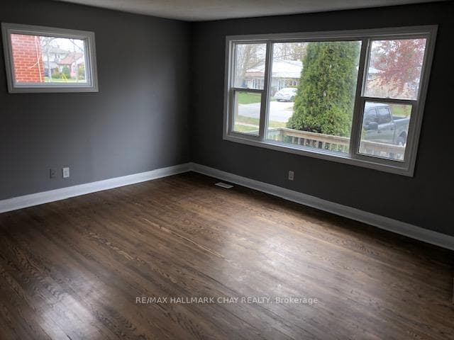 Main Floor - Two Bedroom, 1 Bath, Kitchen, Laundry