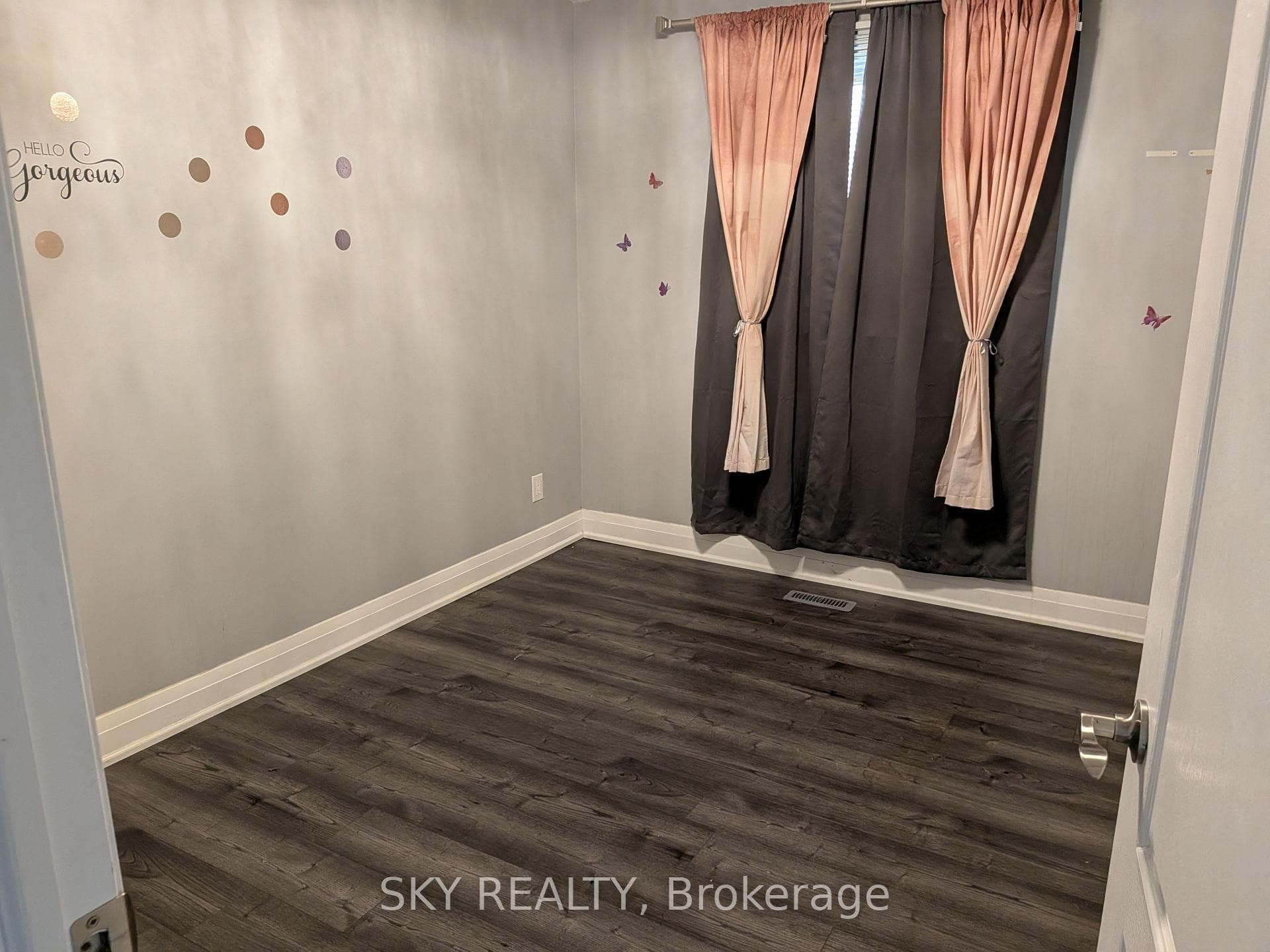 3 Panorama Crescent Unit Upper photo 8
