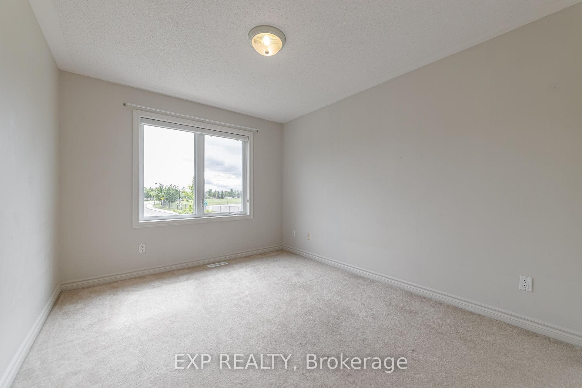 4220 Kelly Farm Drive photo 15