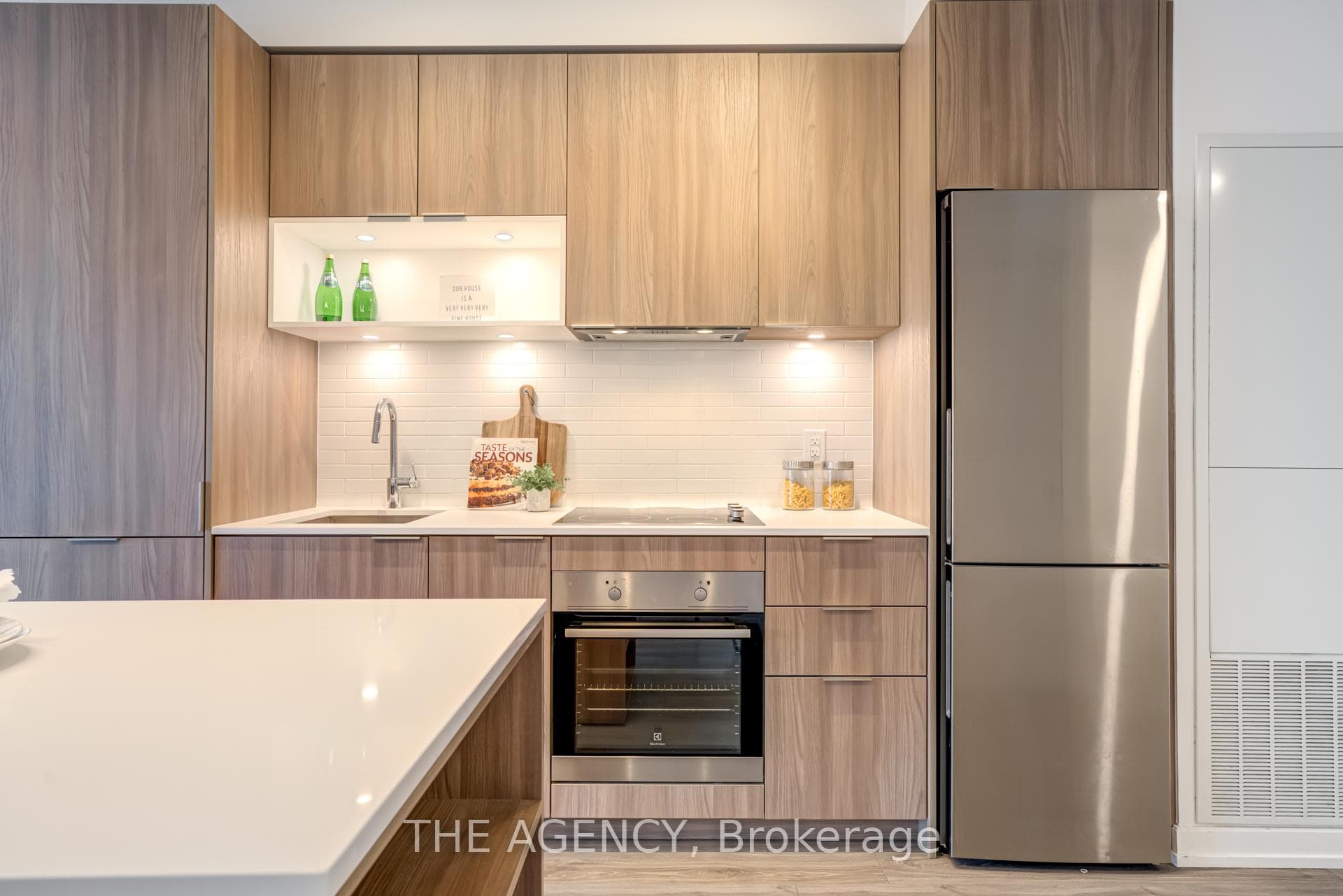20 Tubman Avenue Unit 1801 photo 8