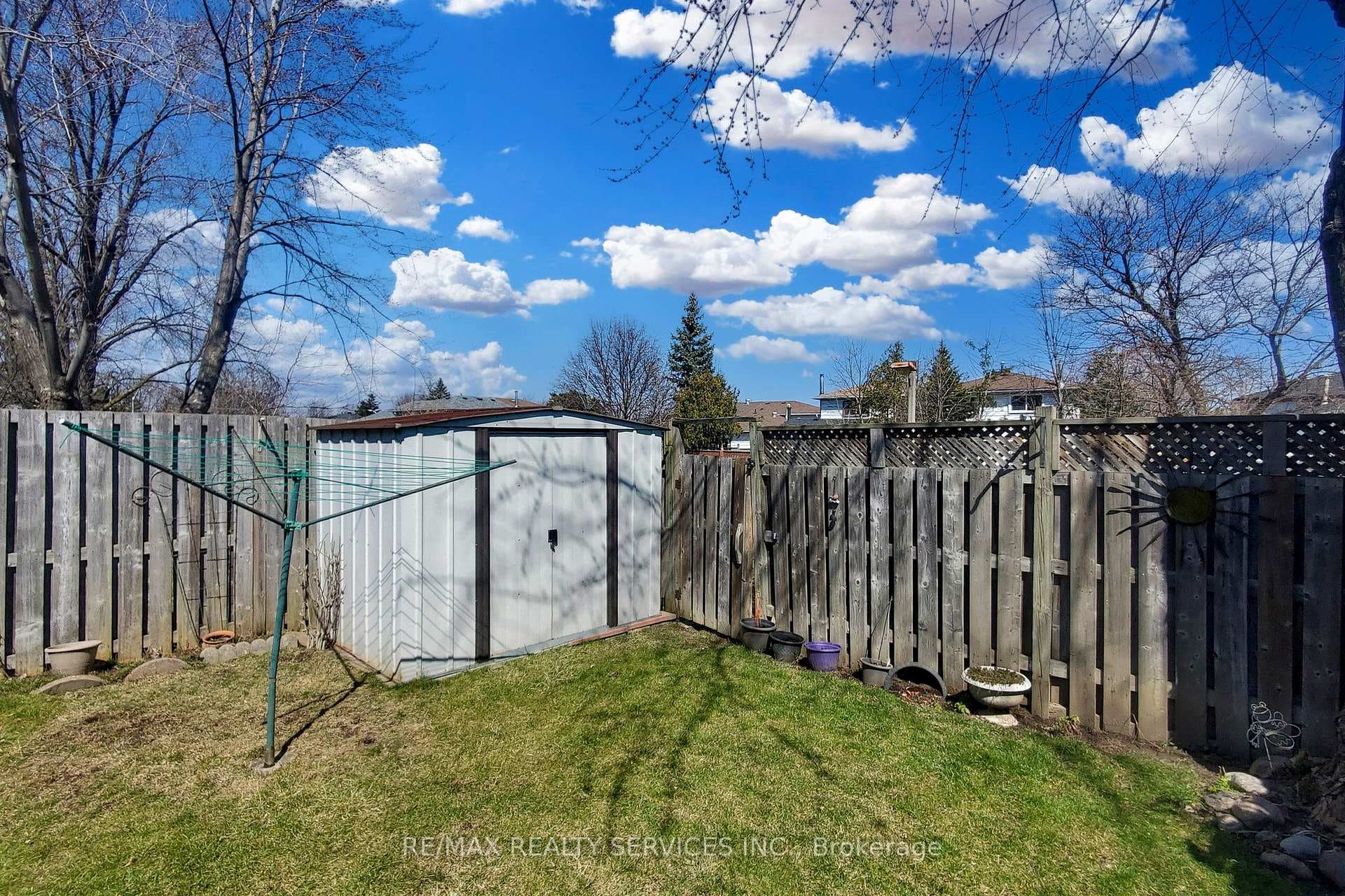8 Gladstone Square photo 28