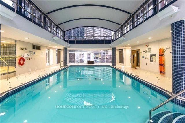 33 Sheppard Avenue Unit 2007 photo 2