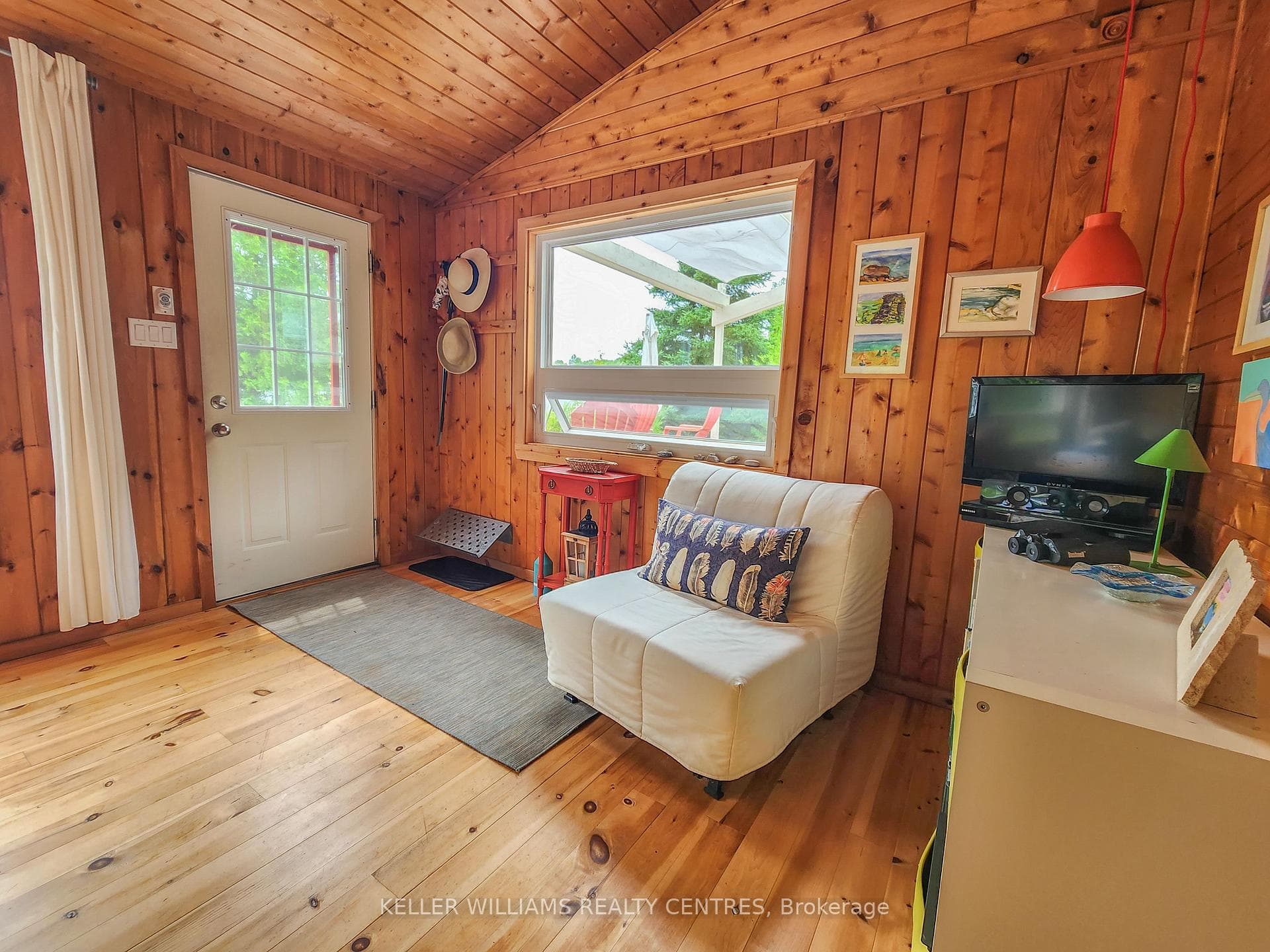 38 Hope Drive photo 16