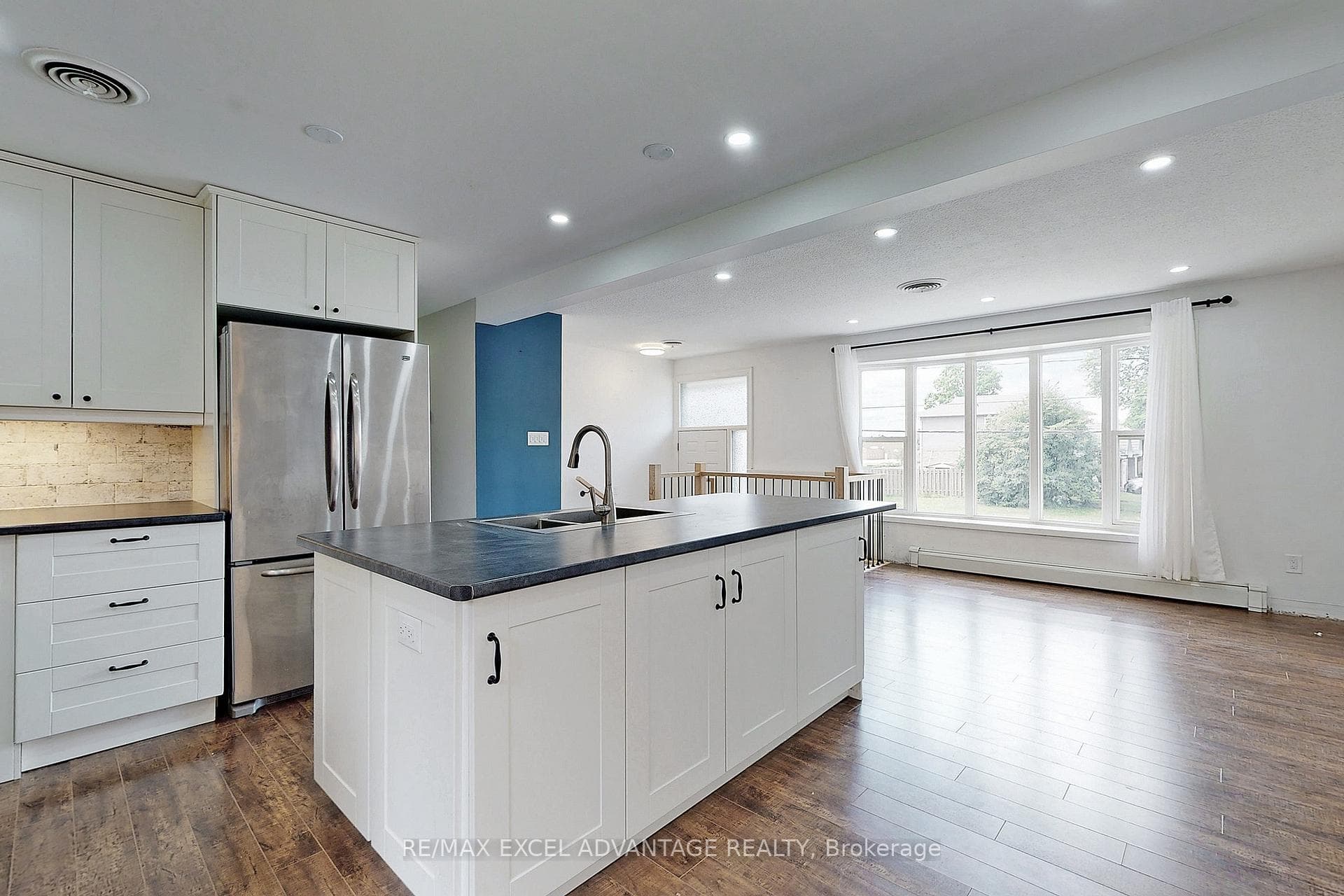403 Annes Street Unit Main photo 6