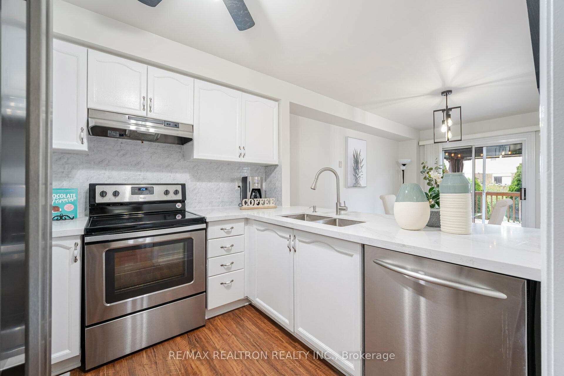 7 Smales Drive photo 14
