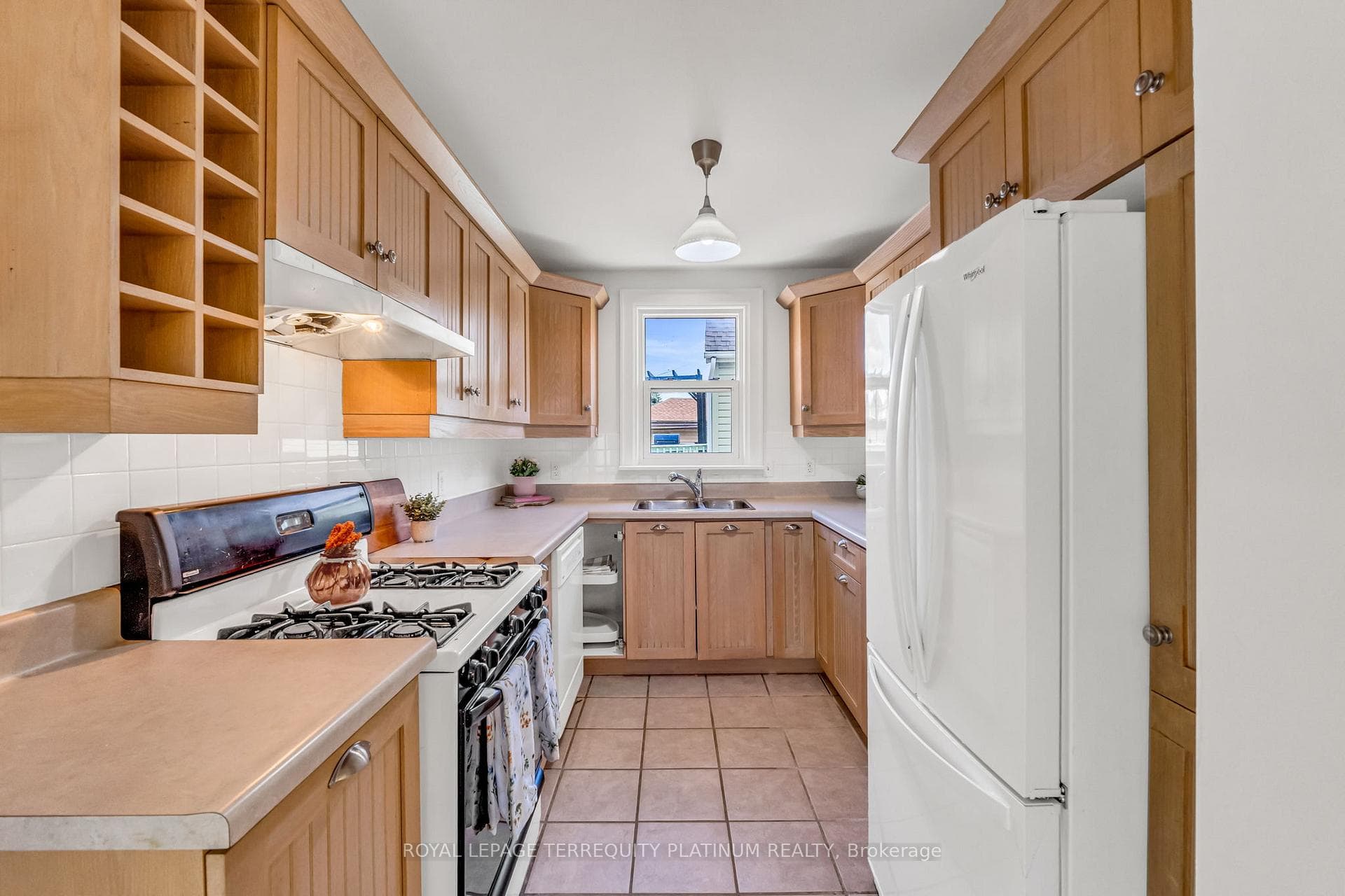 10 Locarno Avenue photo 16