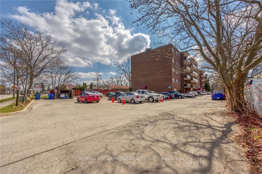 793 Colborne Street Unit 217 photo 24