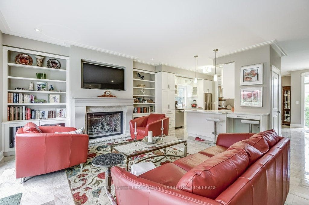 15 Meritage Lane Unit 8 photo 13