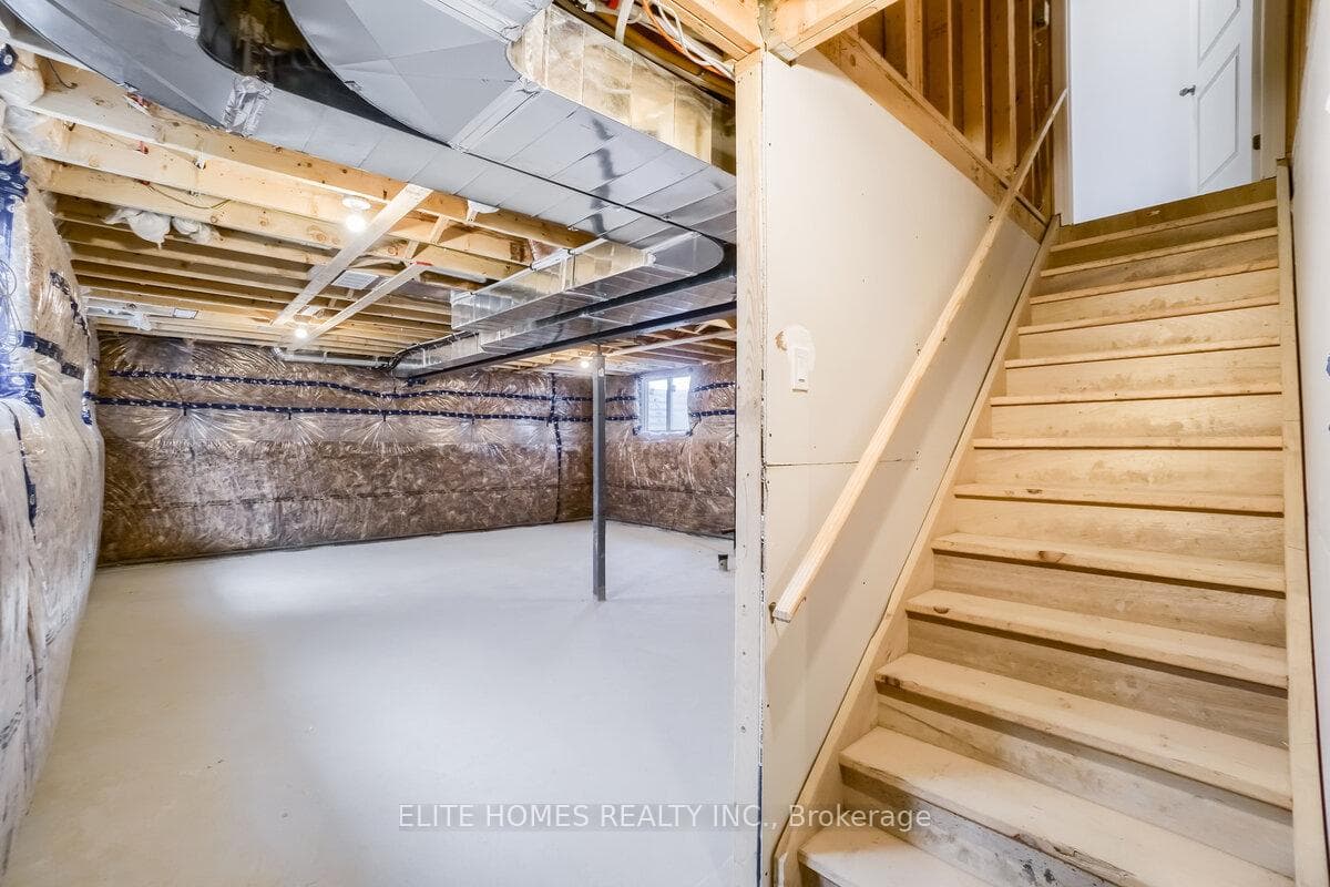 118 Byers Street photo 24