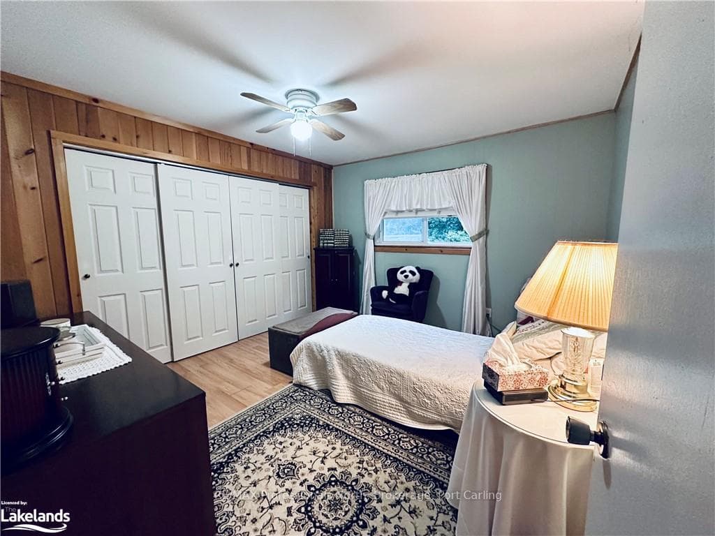 1138 HEWLITT Road photo 19
