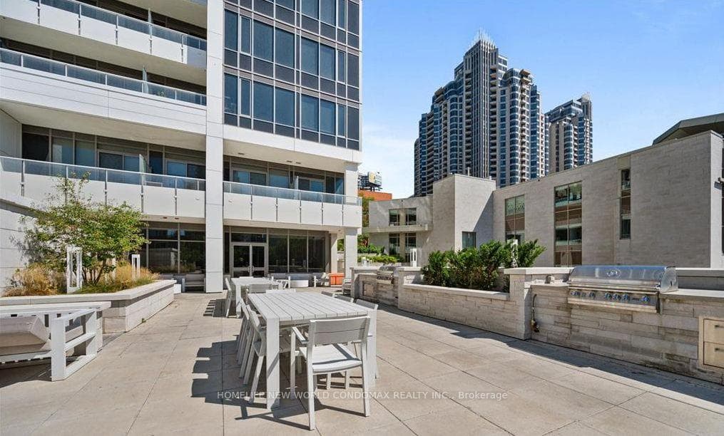 75 Canterbury Place Unit 2702 photo 20