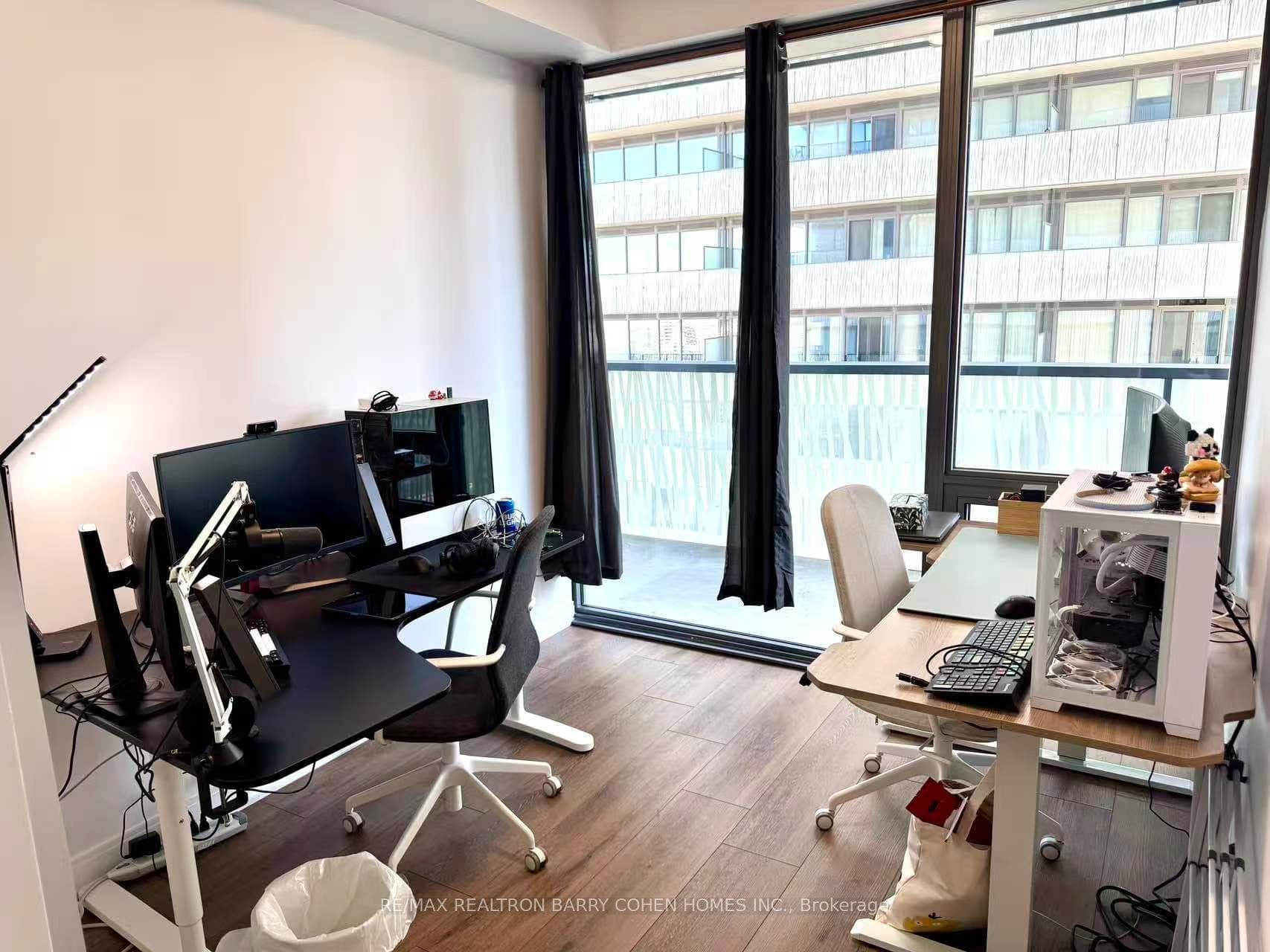 50 Charles Street Unit 3407 photo 5