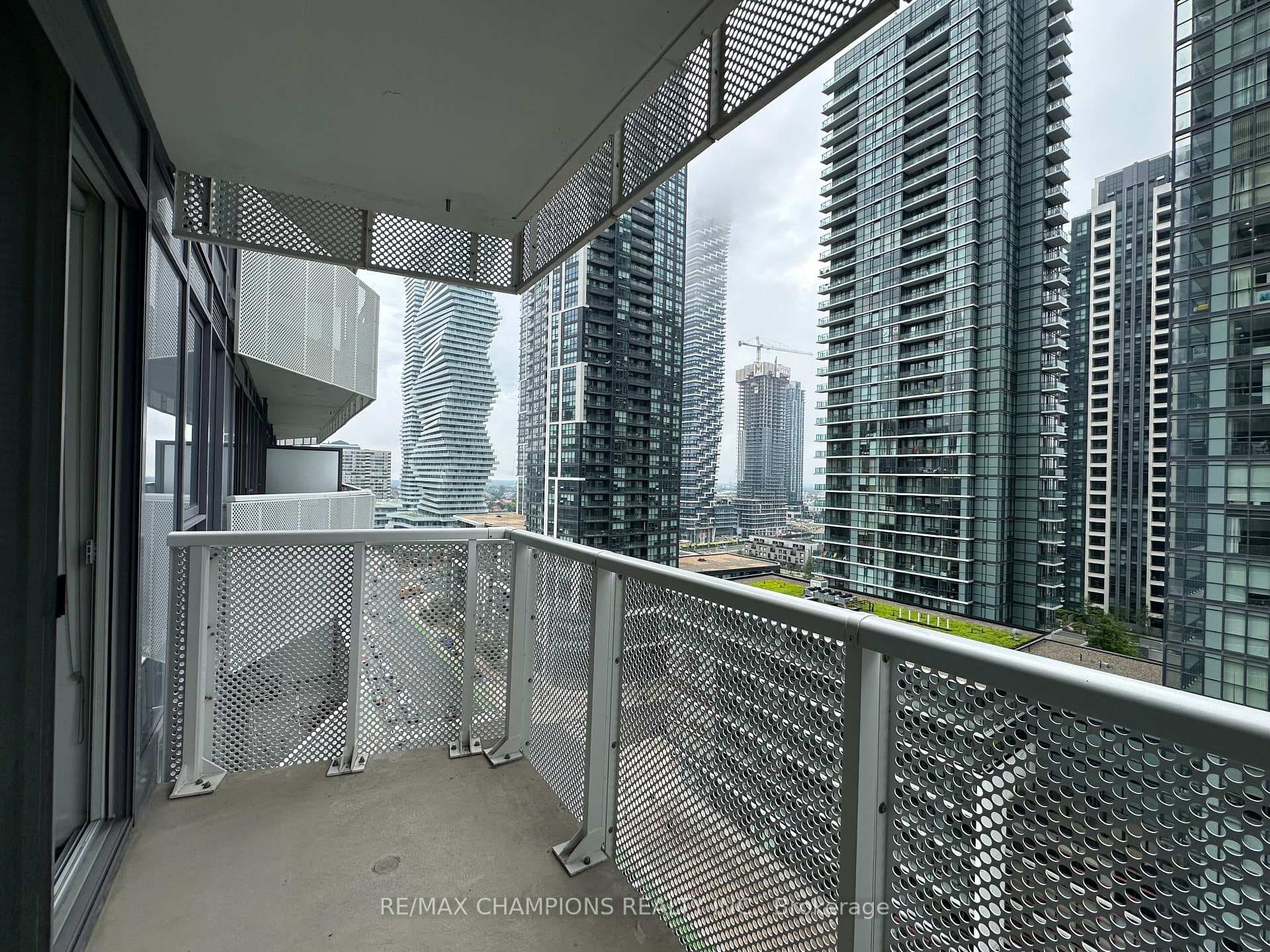 4065 Confederation Parkway Unit 1402 photo 17
