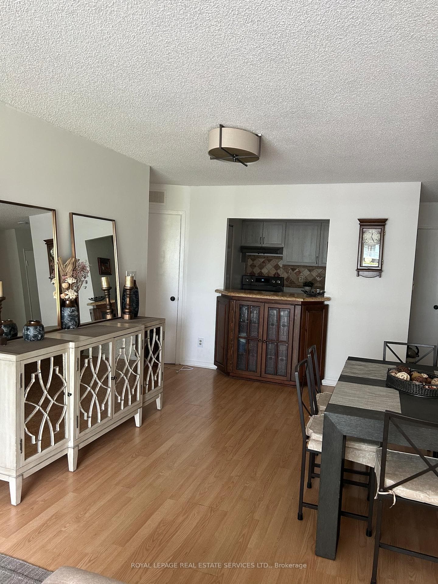 2261 Lake Shore Boulevard Unit 605 photo 6