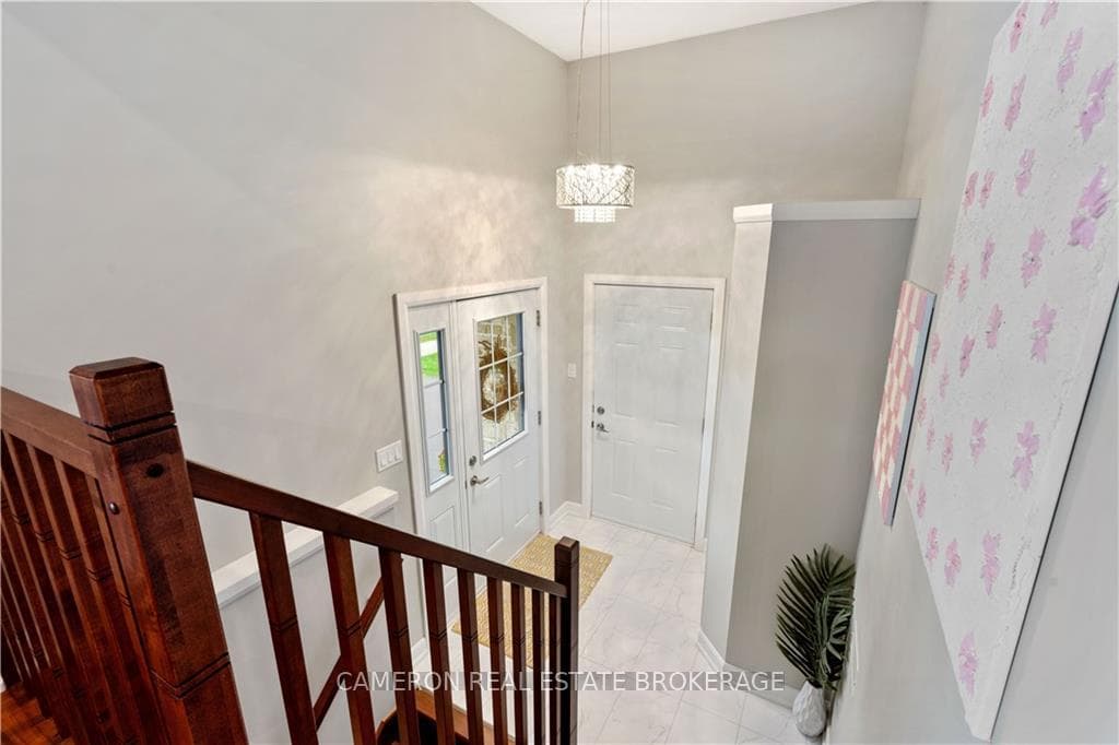 279 EAST RIDGE Drive photo 16