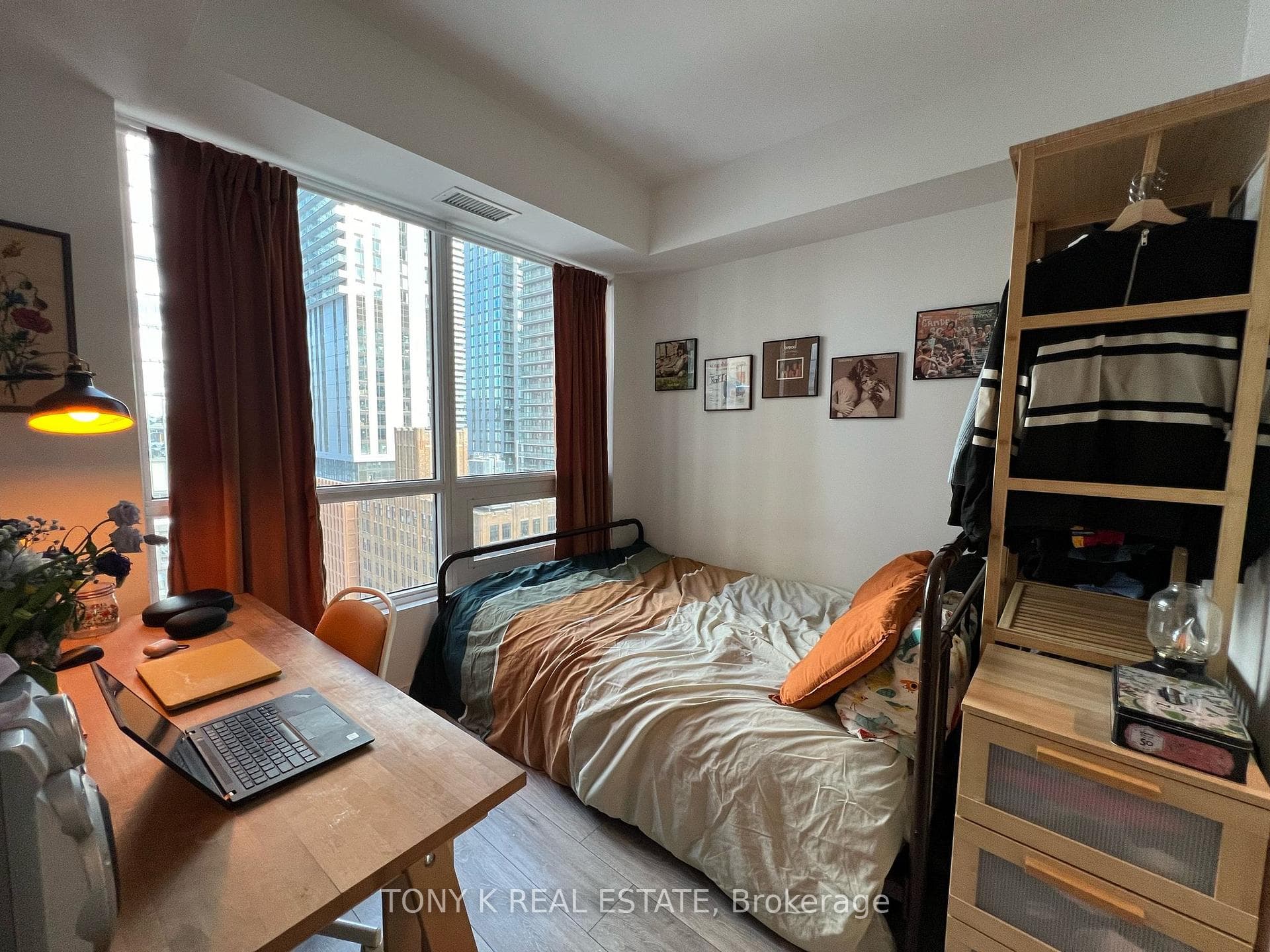 108 Peter Street Unit 1713 photo 6