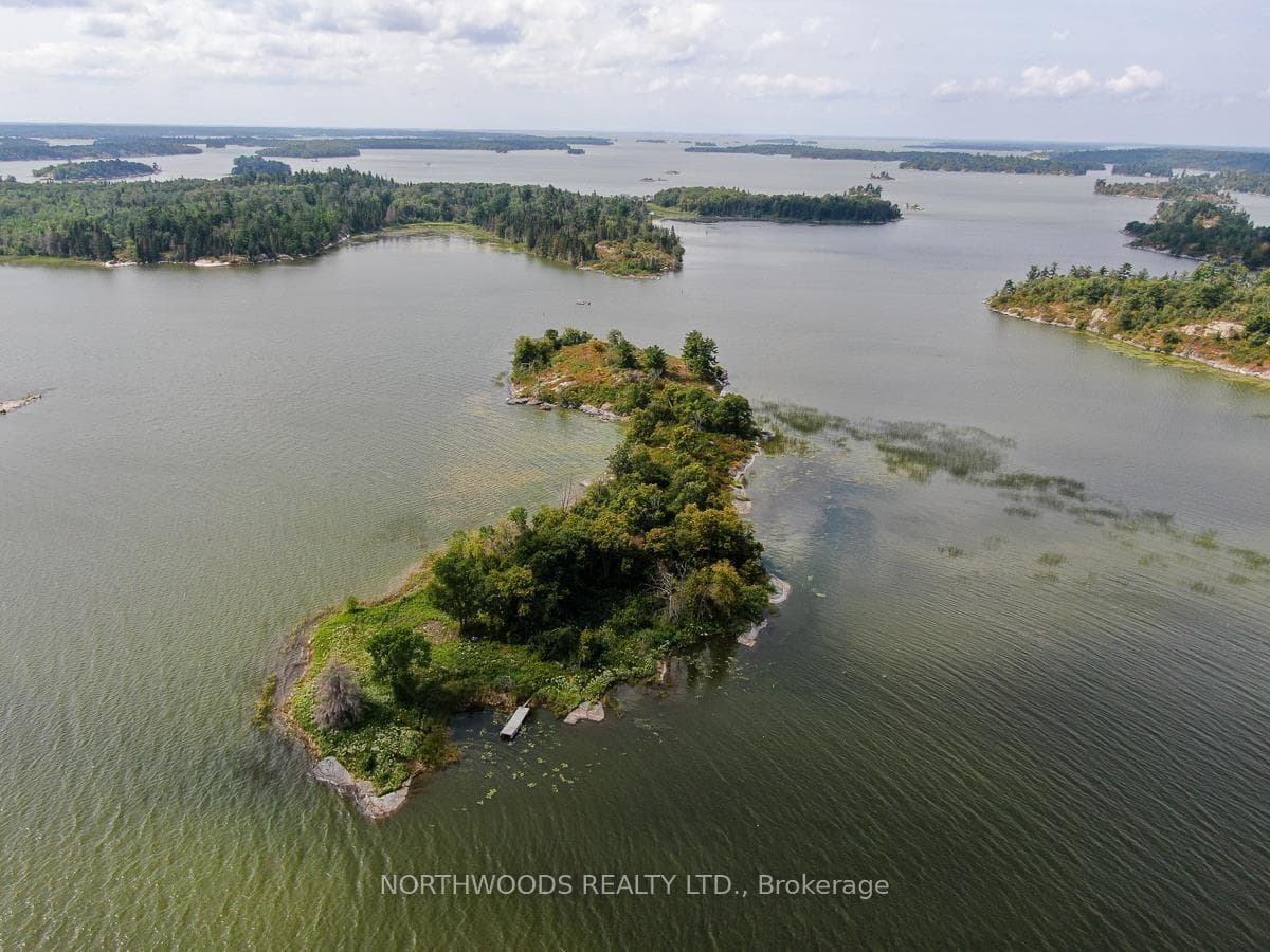 Sabaskong Bay Island G2217 photo 2