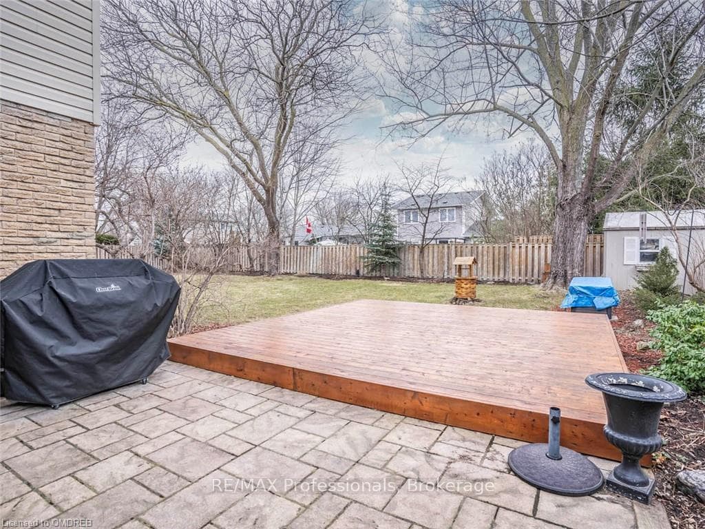 287 BASTEDO Court photo 28