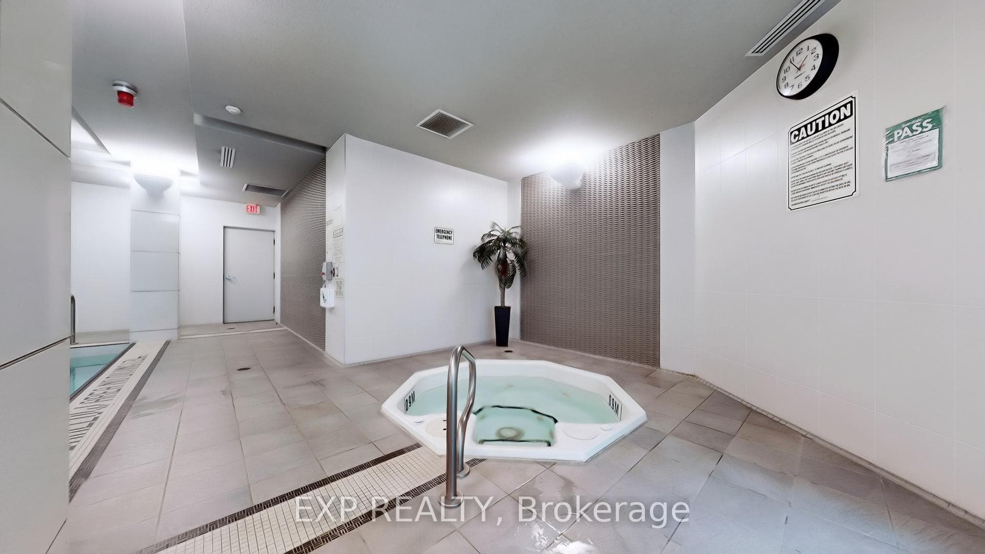 25 Lower Simcoe Street Unit 1106 photo 22