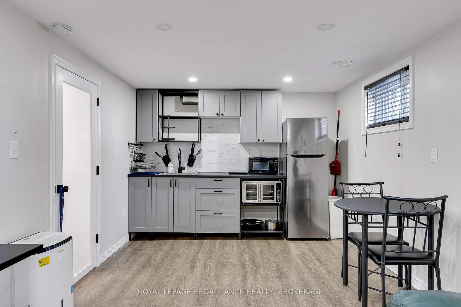 19 Westdale Avenue photo 22